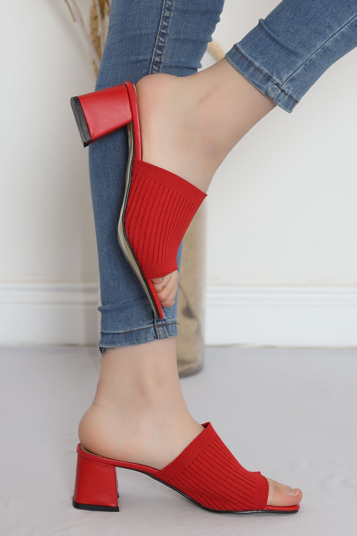 5 Cm Heeled Slippers Red - 18199.264.