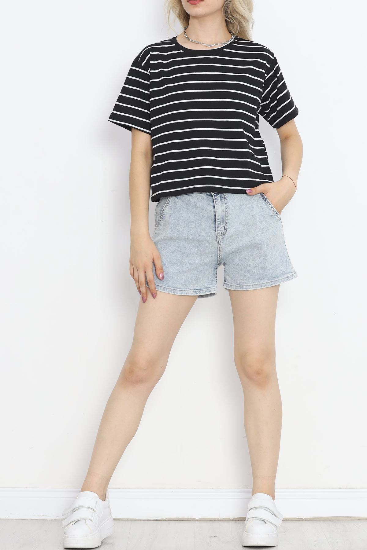 Striped Single Jersey Crop T-shirt Black - 9528.1567.