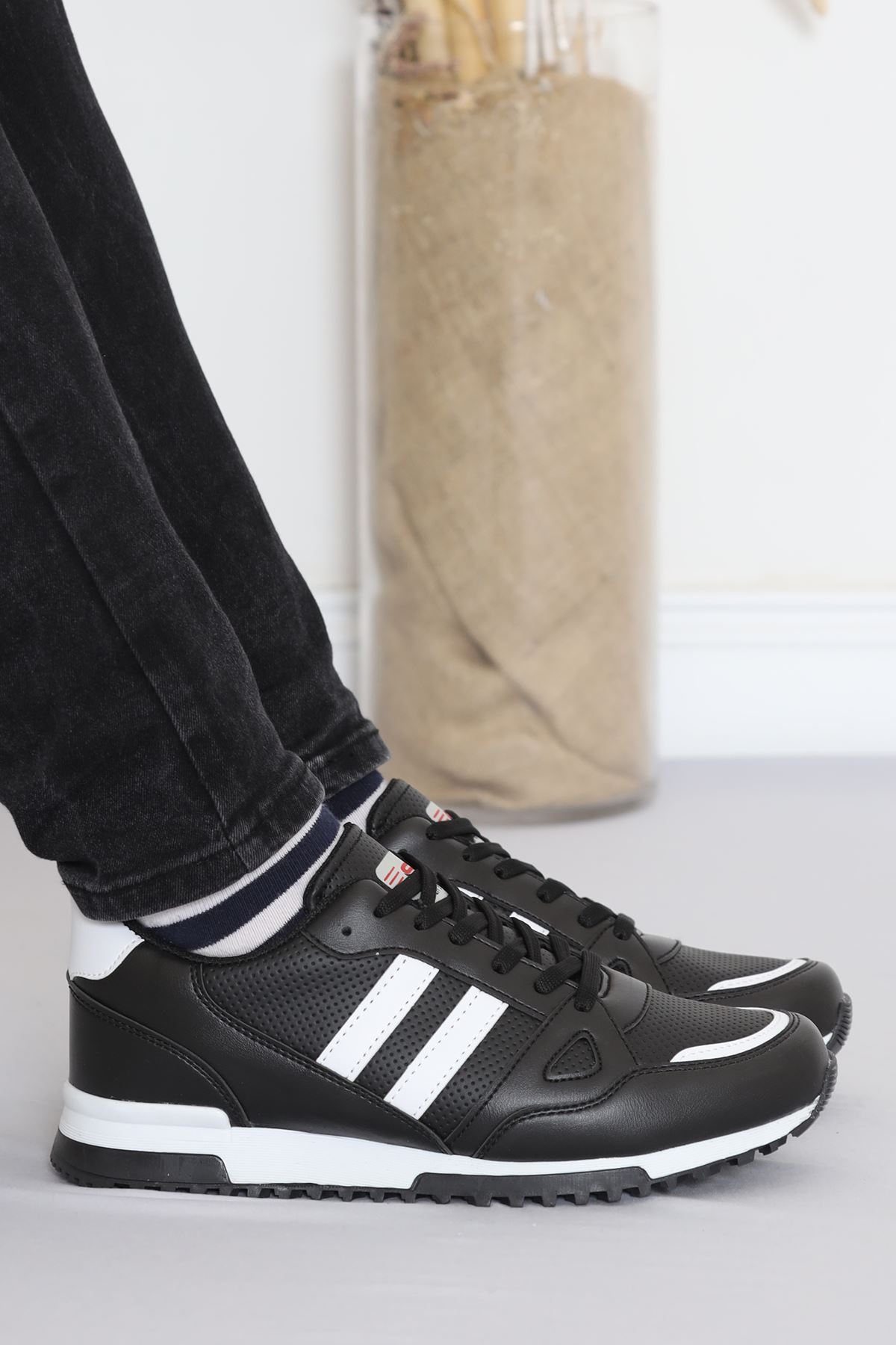 Men's Sneakers Black - 18519.264.