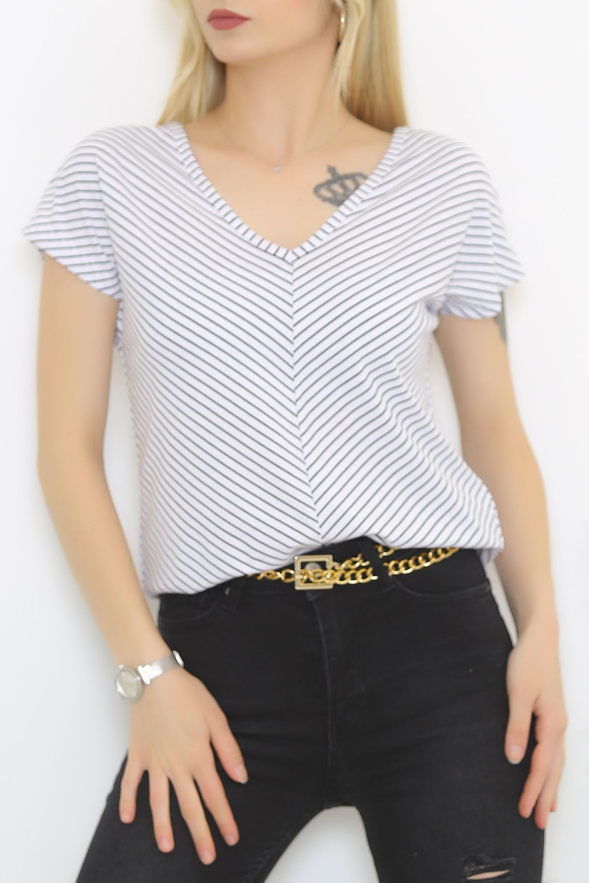 Front Back V-Neck T-Shirt White - 2111.555.