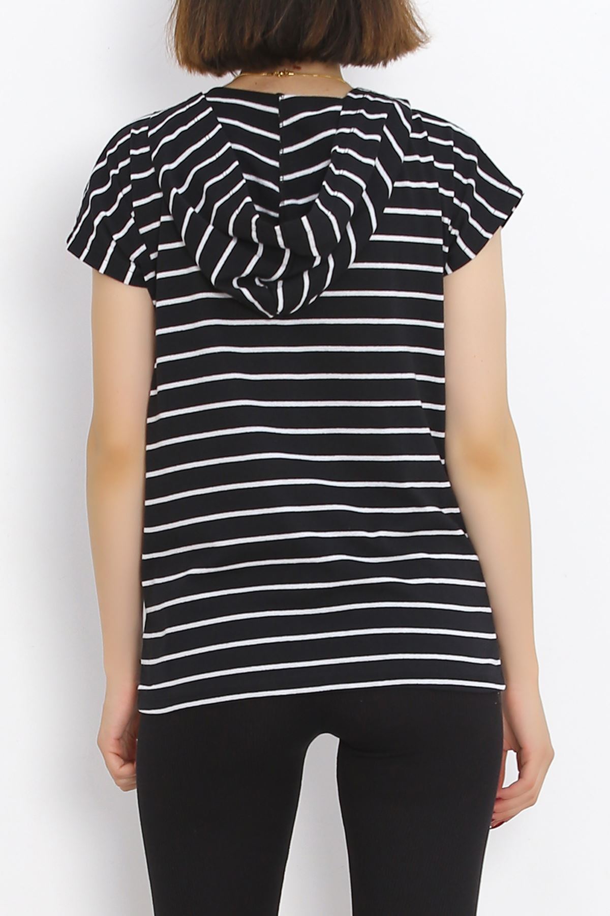 Striped Hooded T-shirt Black and White - 15270.1567.