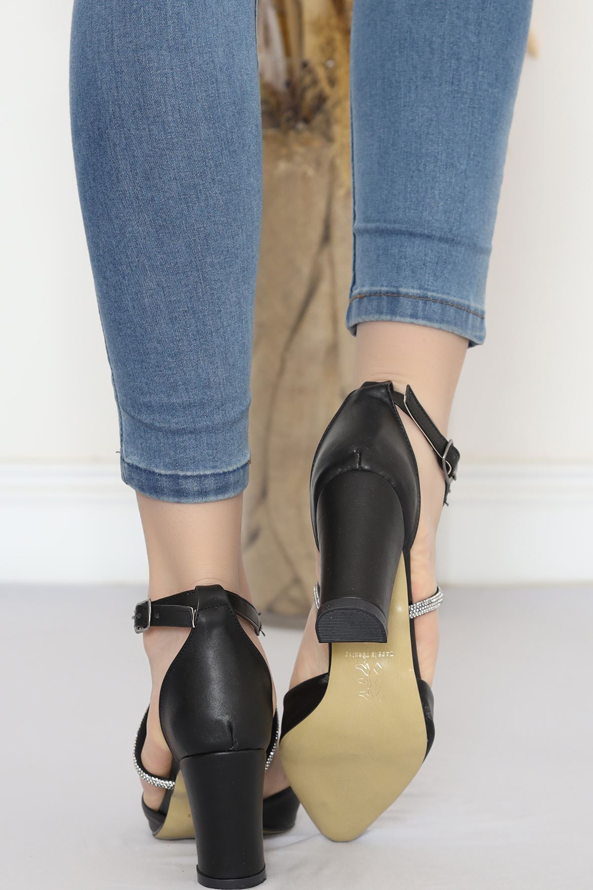 7 Cm Heeled Shoes Black Leather - 17311.264.