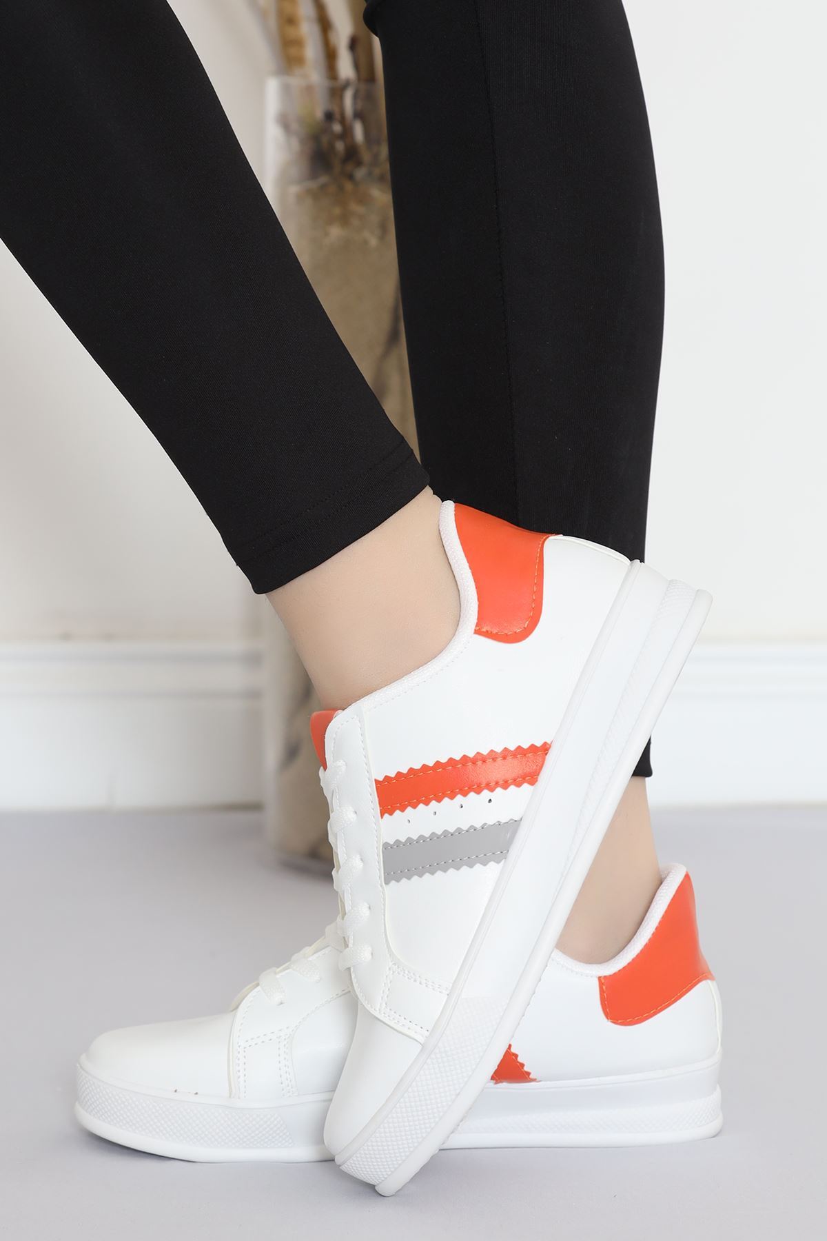 Striped Casual Shoes Whiteorange - 17114.264.