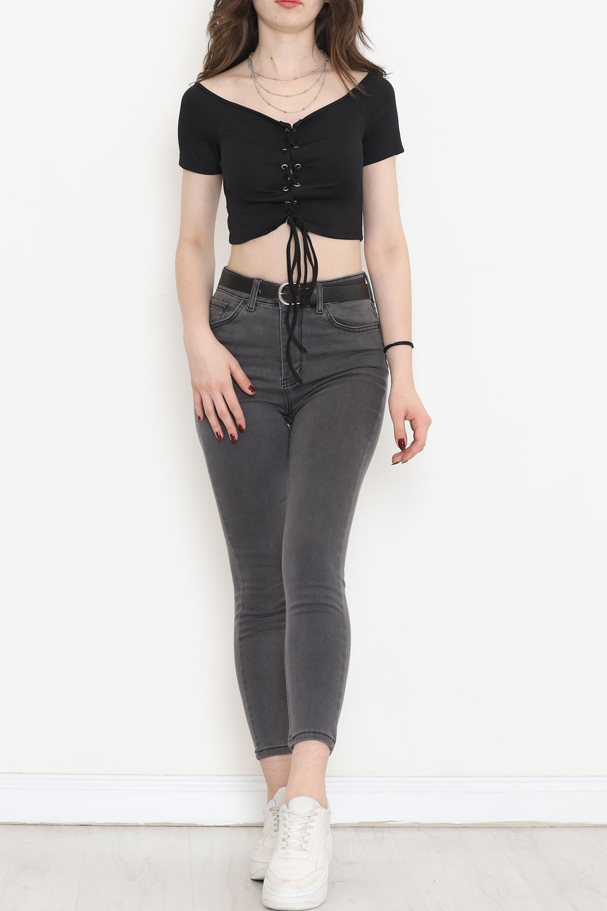 Crop Blouse with Front Ties Black - 18427.631.