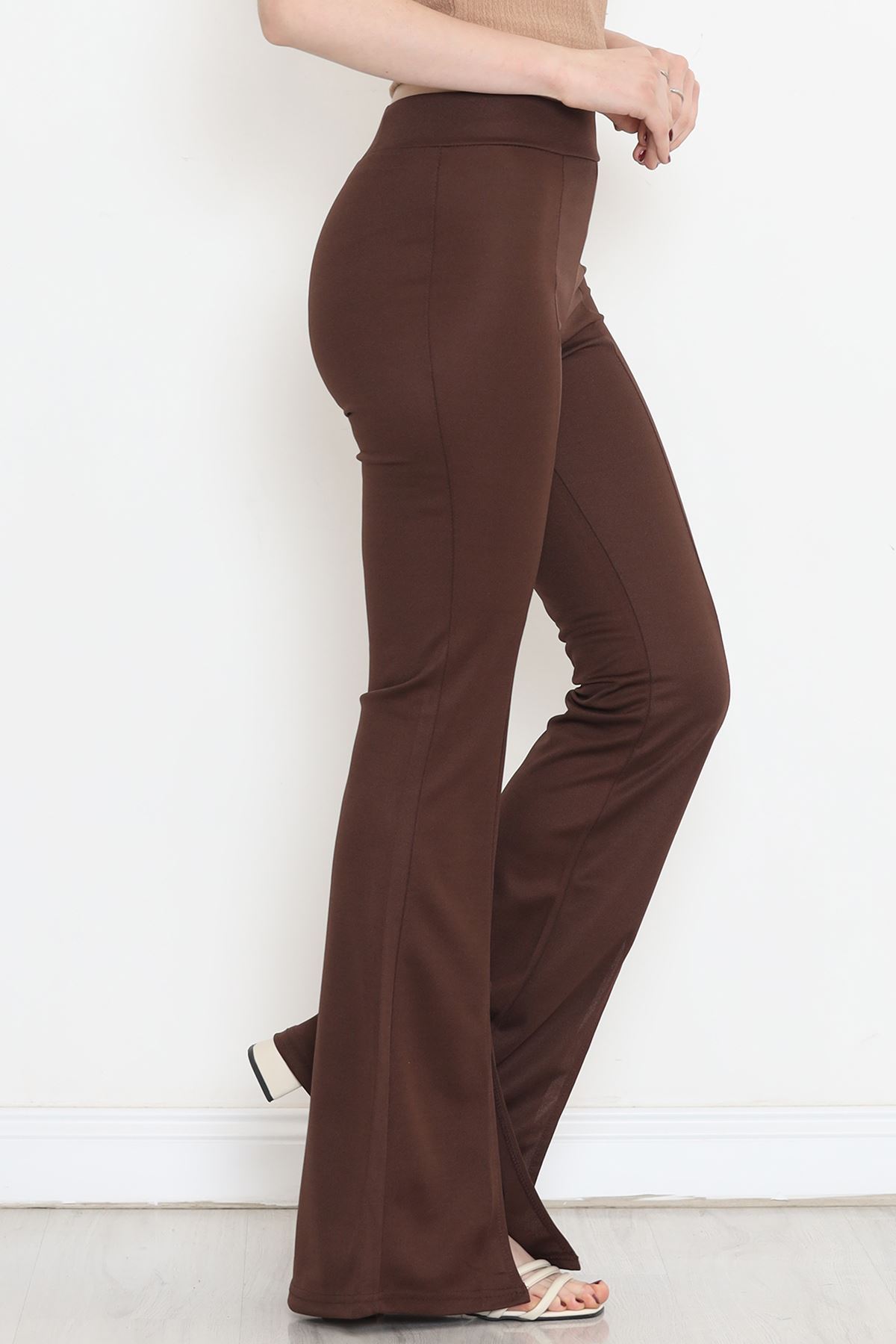 Flared Trousers with Slits Coffee - 16702.1355.