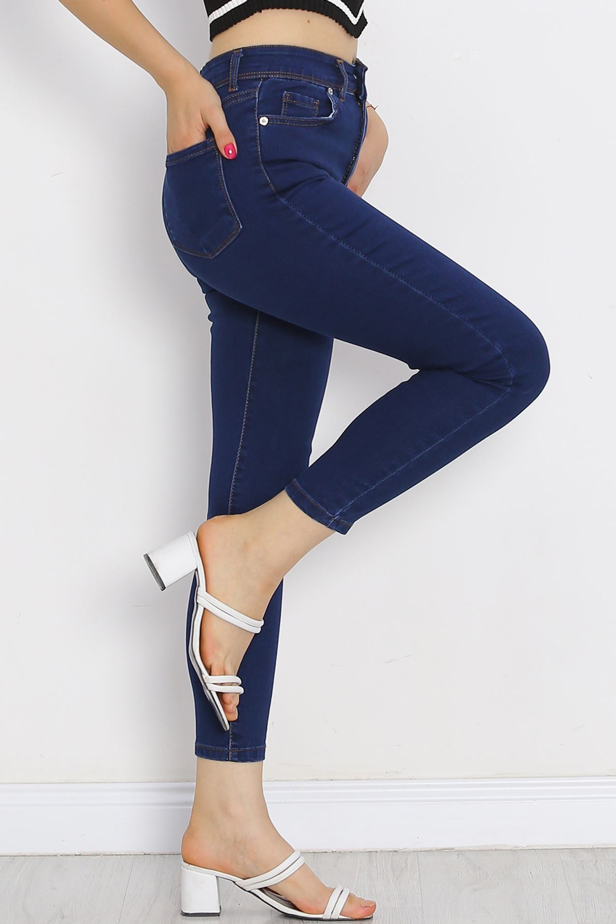 Narrow Leg Jeans Blue - 18921.1431.