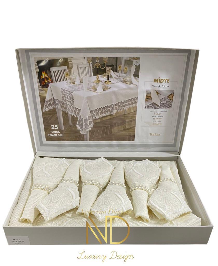 25 Piece Tablecloth Set Mussel Cream