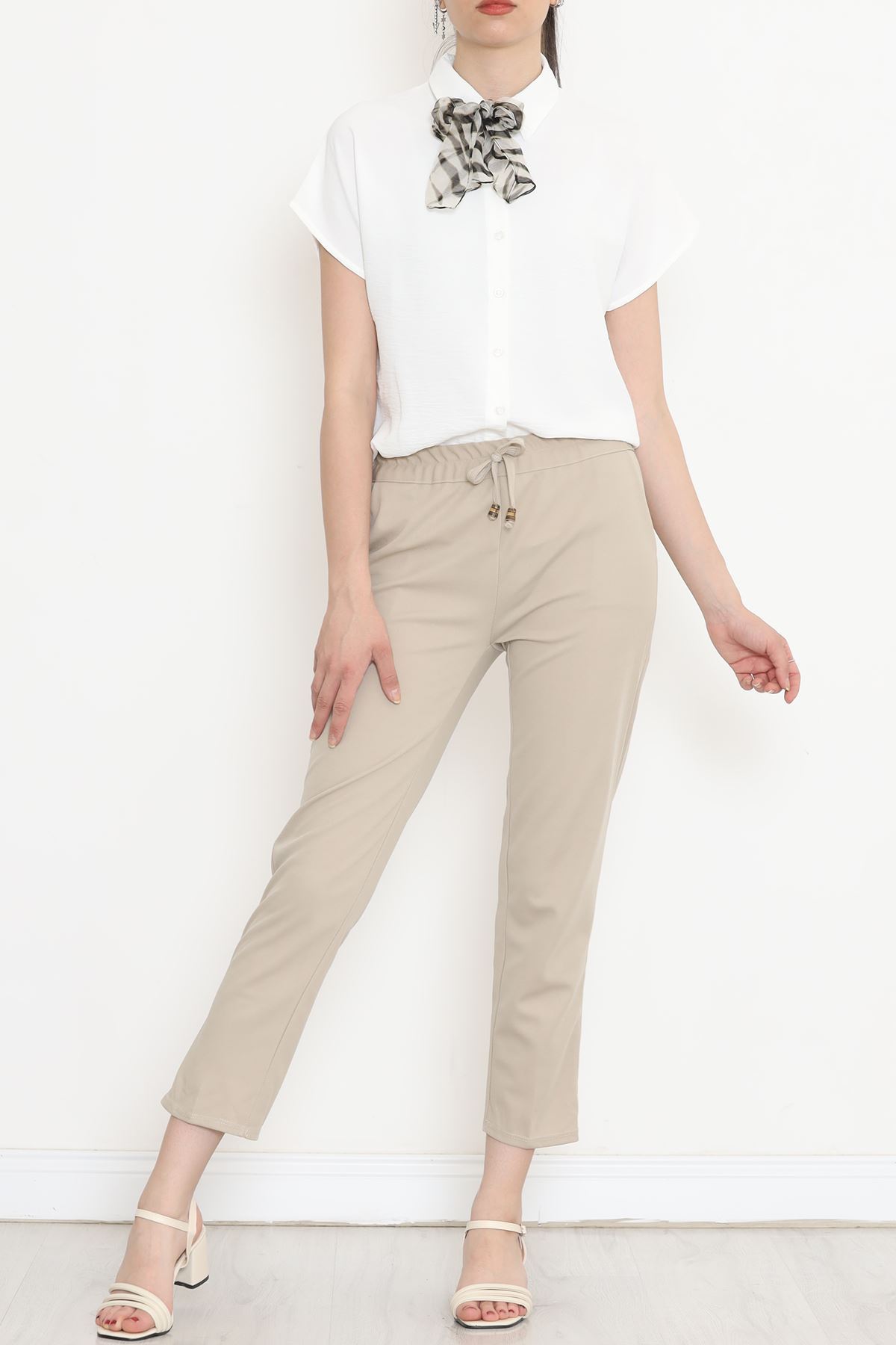 Crepe Lace-up Pants Beige