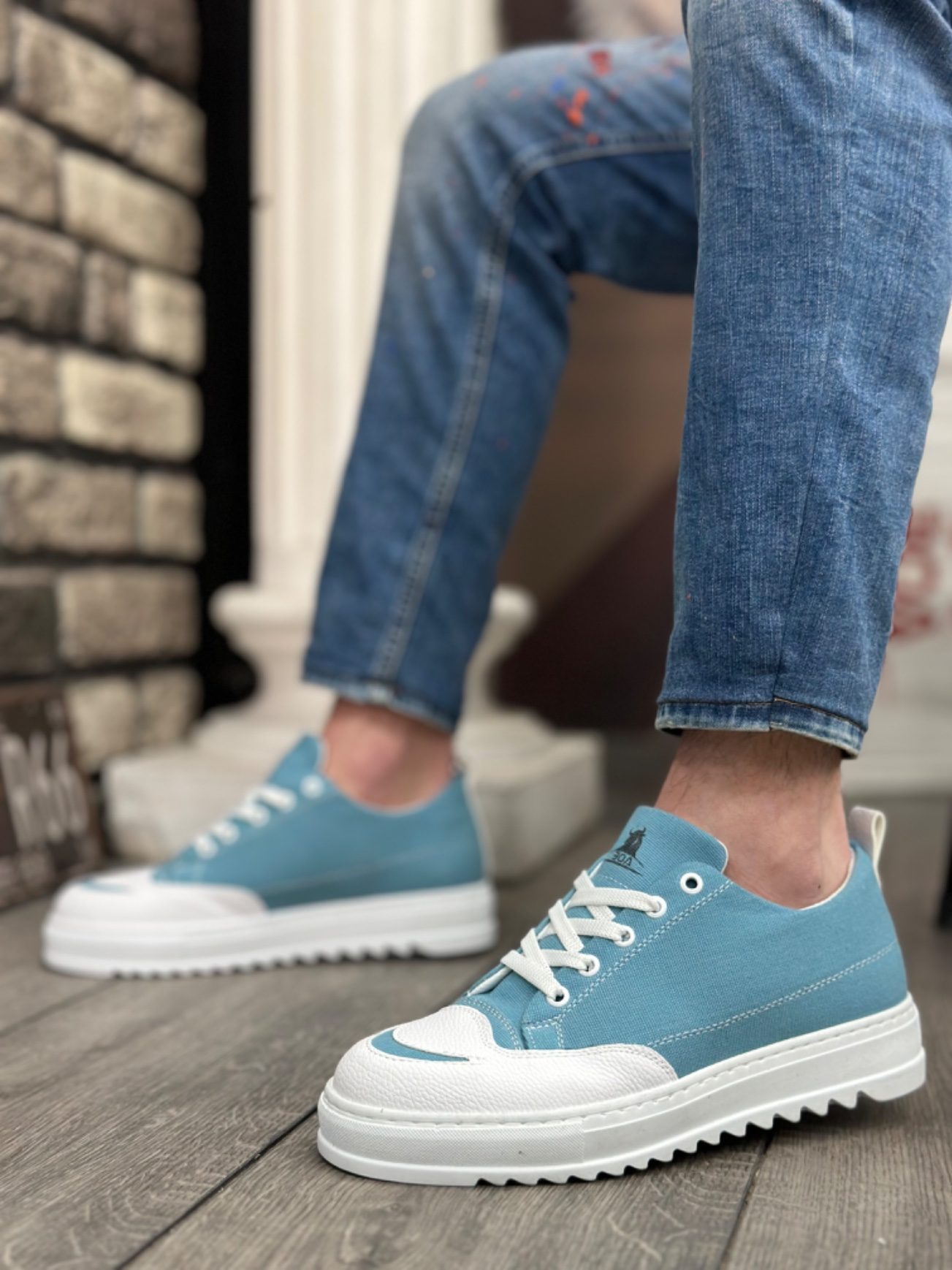 Thick High Sole Smile Patterned Turquoise Sneakers for Men