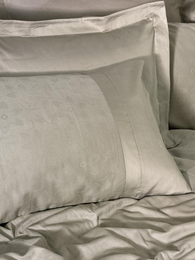 Double Jacquard Satin Duvet Cover Demure Mink