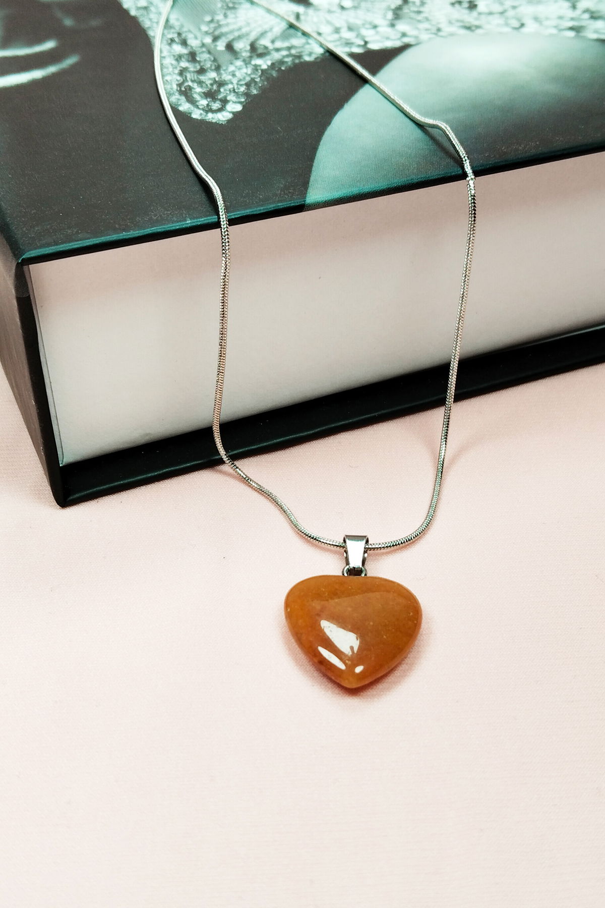 Aragonite Natural Stone Handmade Pendant with Chain: 2 cm Chain: 20 cm Boxed