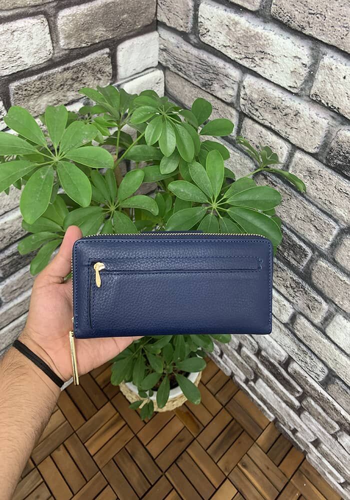 Matte Navy Blue Hand Portfolio with Zipper and Leather Pat