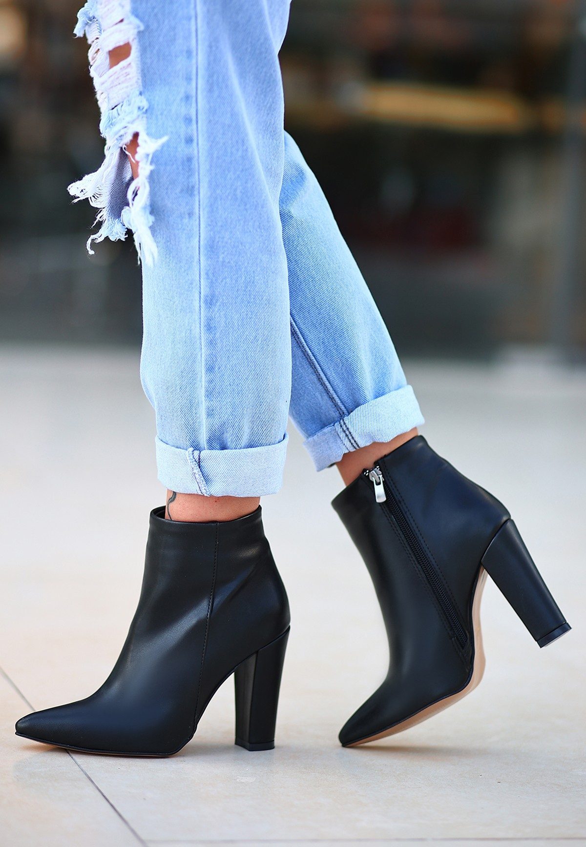 Black Skin Heeled Boots