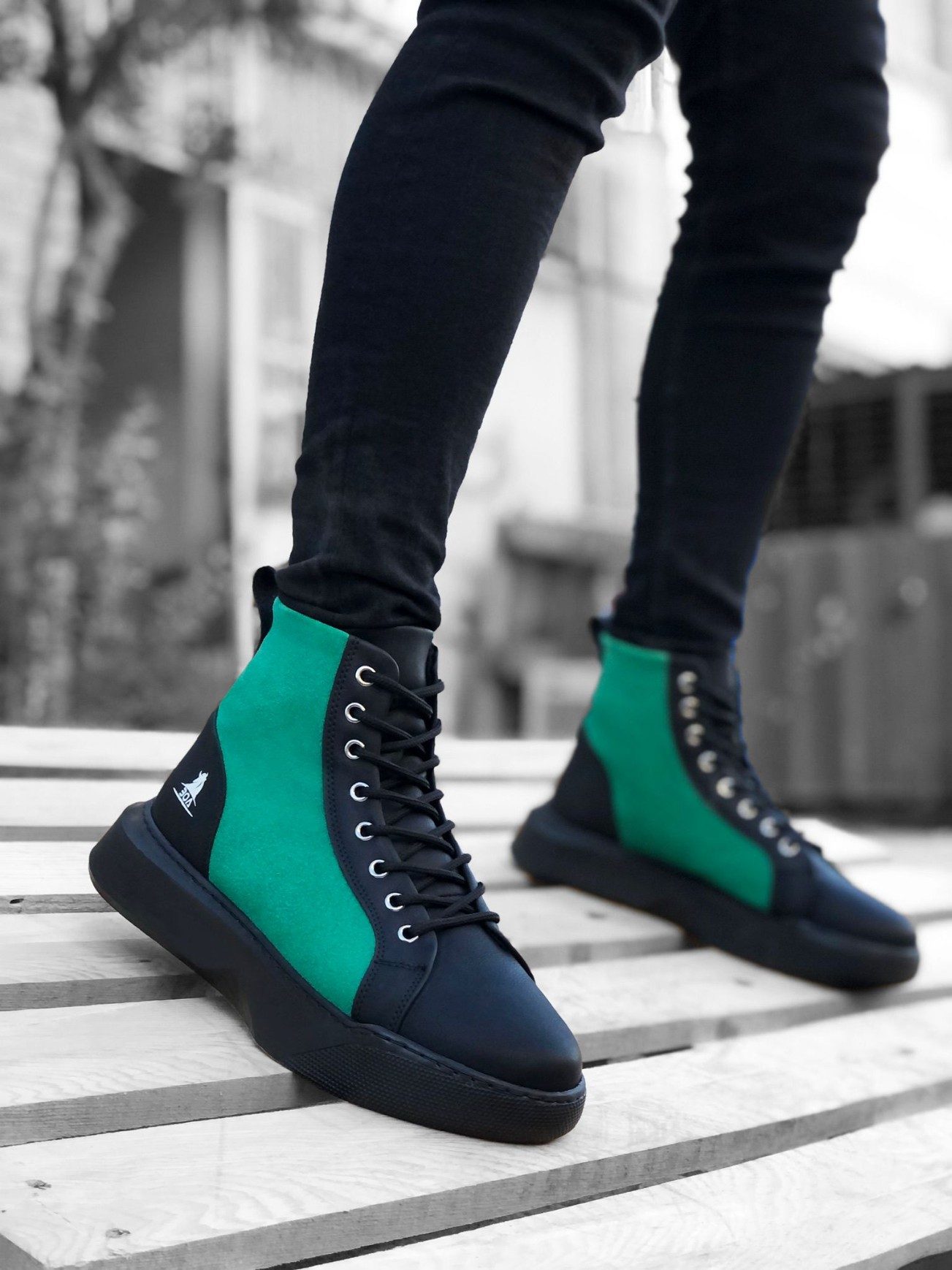 Lace-Up Men's High Sole Black Green Sole Sport Boots