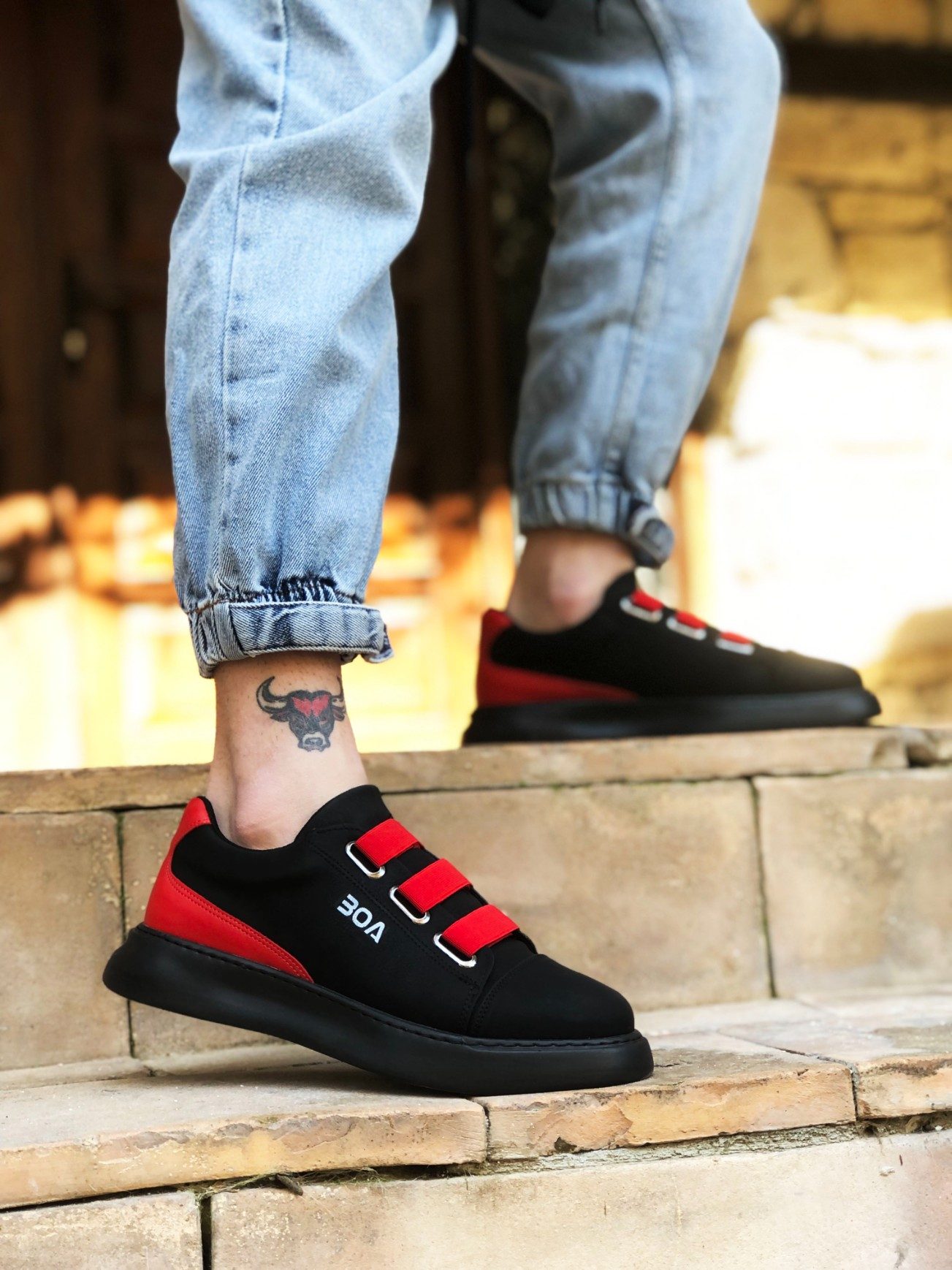 Thick Sole Casual Men's Shoes with Tape Black Red Detail