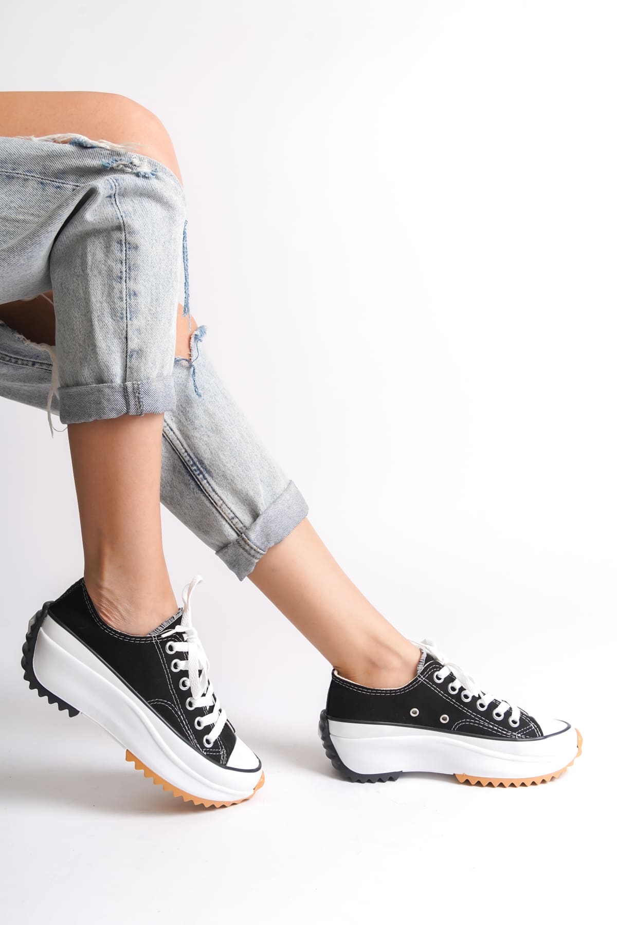 CLZ948 Lace-up Orthopedic Sole Women's Sneaker Shoes BT Black