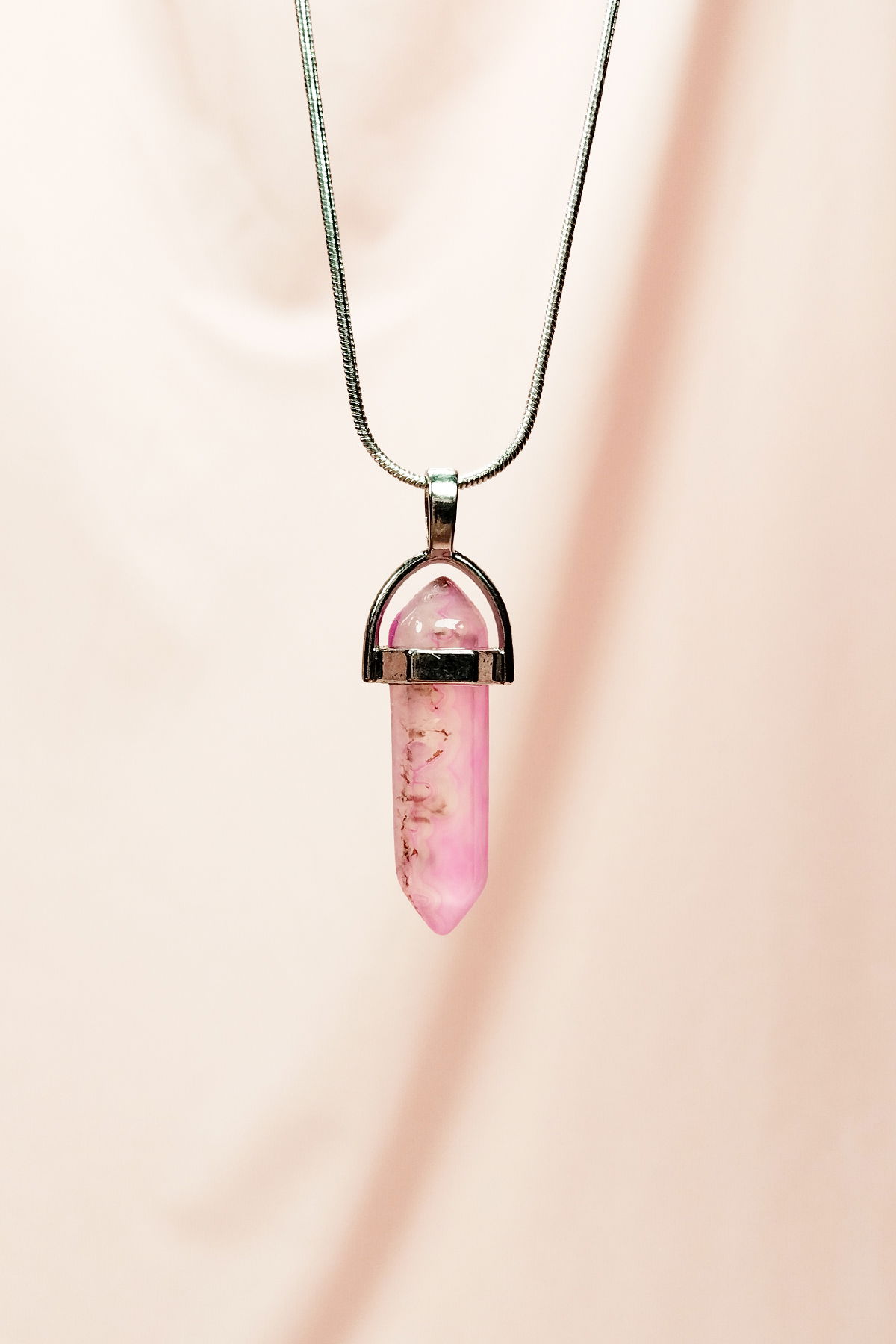 Handmade Design Necklace with Pink Quartz Natural Stone Chain Pendant: 3.5 cm Chain: 20 cm Boxed