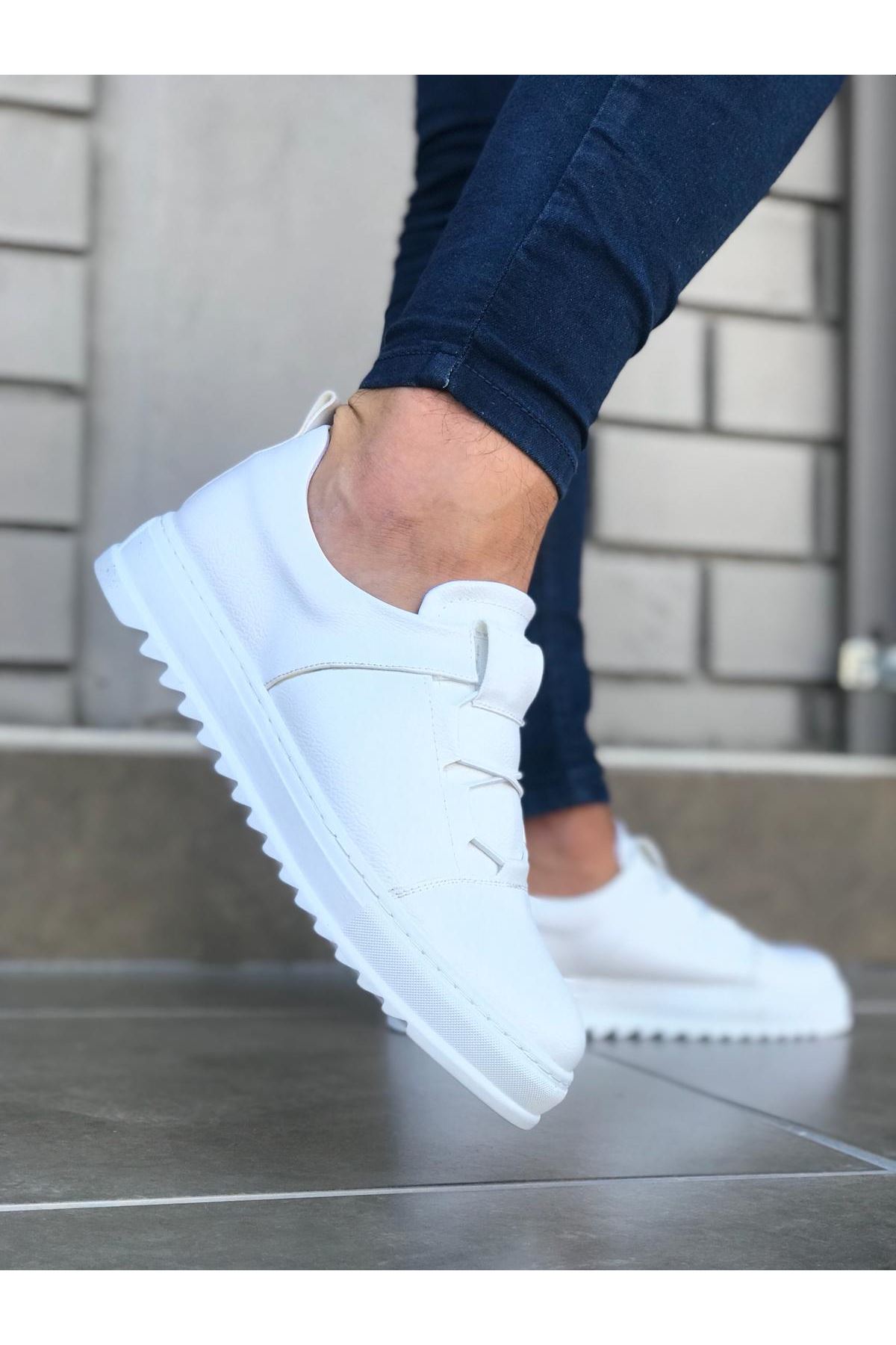 White Men's Casual Shoes