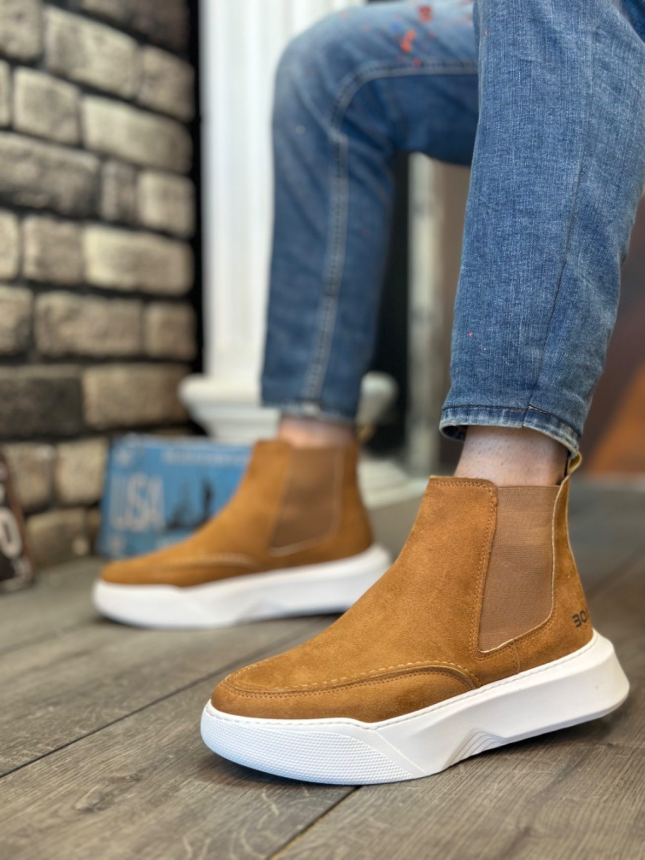 Unlaced Men's Tan Suede White High Sole Sport Boots