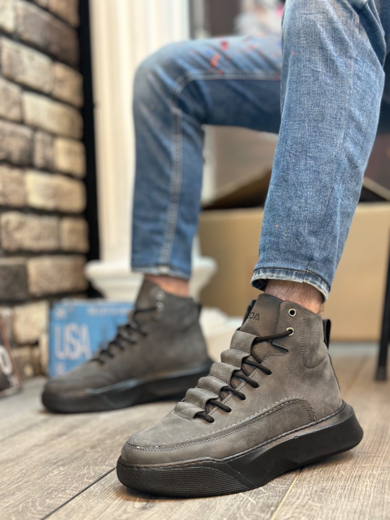 Men's High Sole Smoked Sport Boots with Hidden Laces