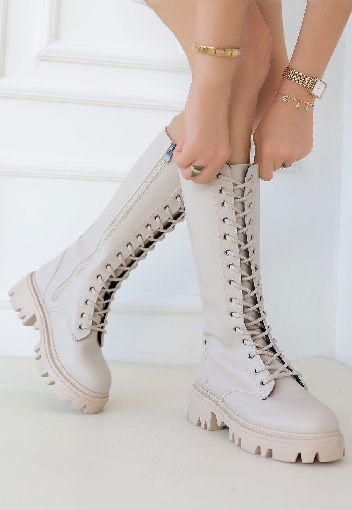 Beige Skin Lace-up Boots