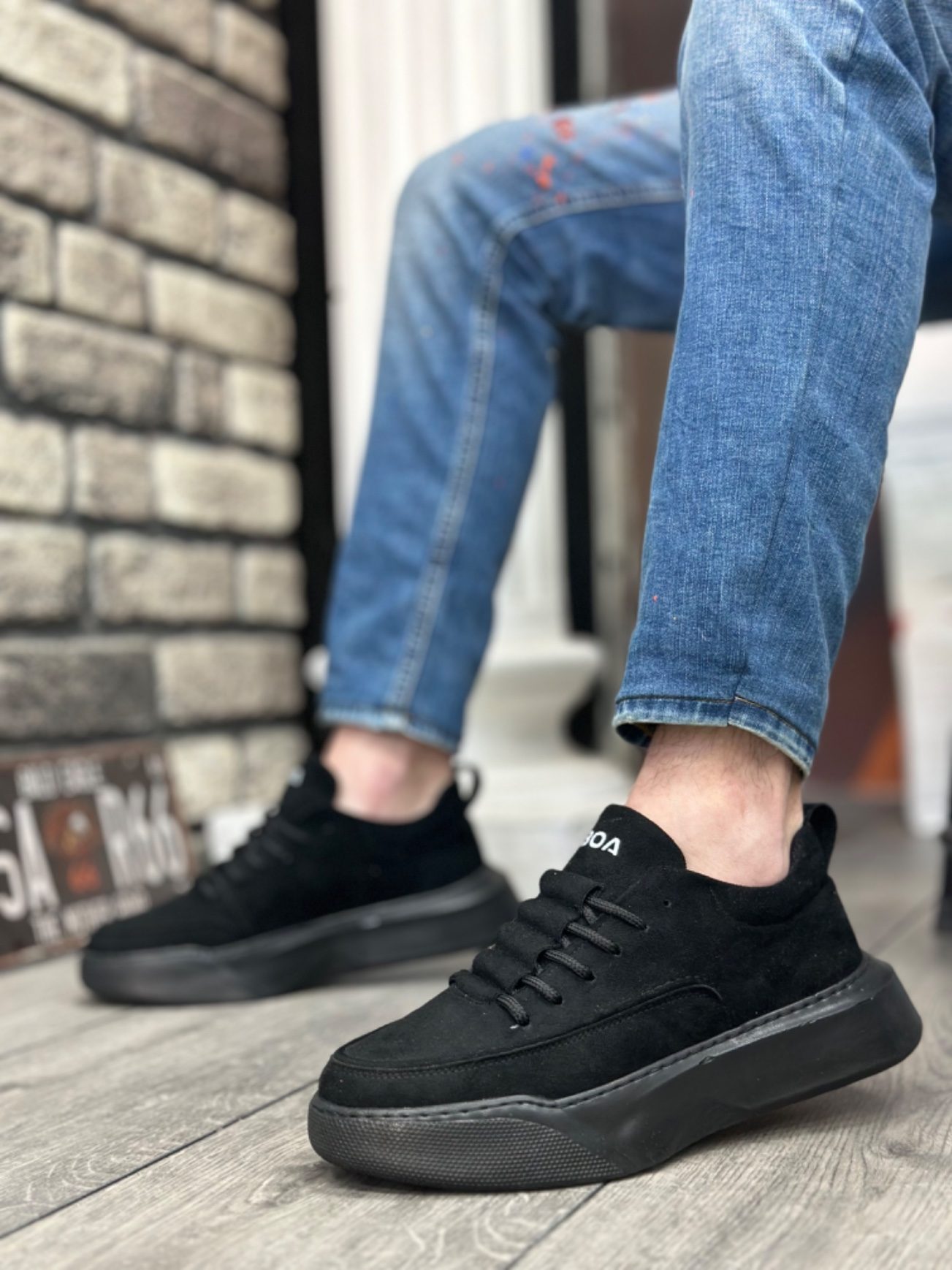 Ladder Pattern Lace-up Men's High-top Black Suede Black Sole Sneakers