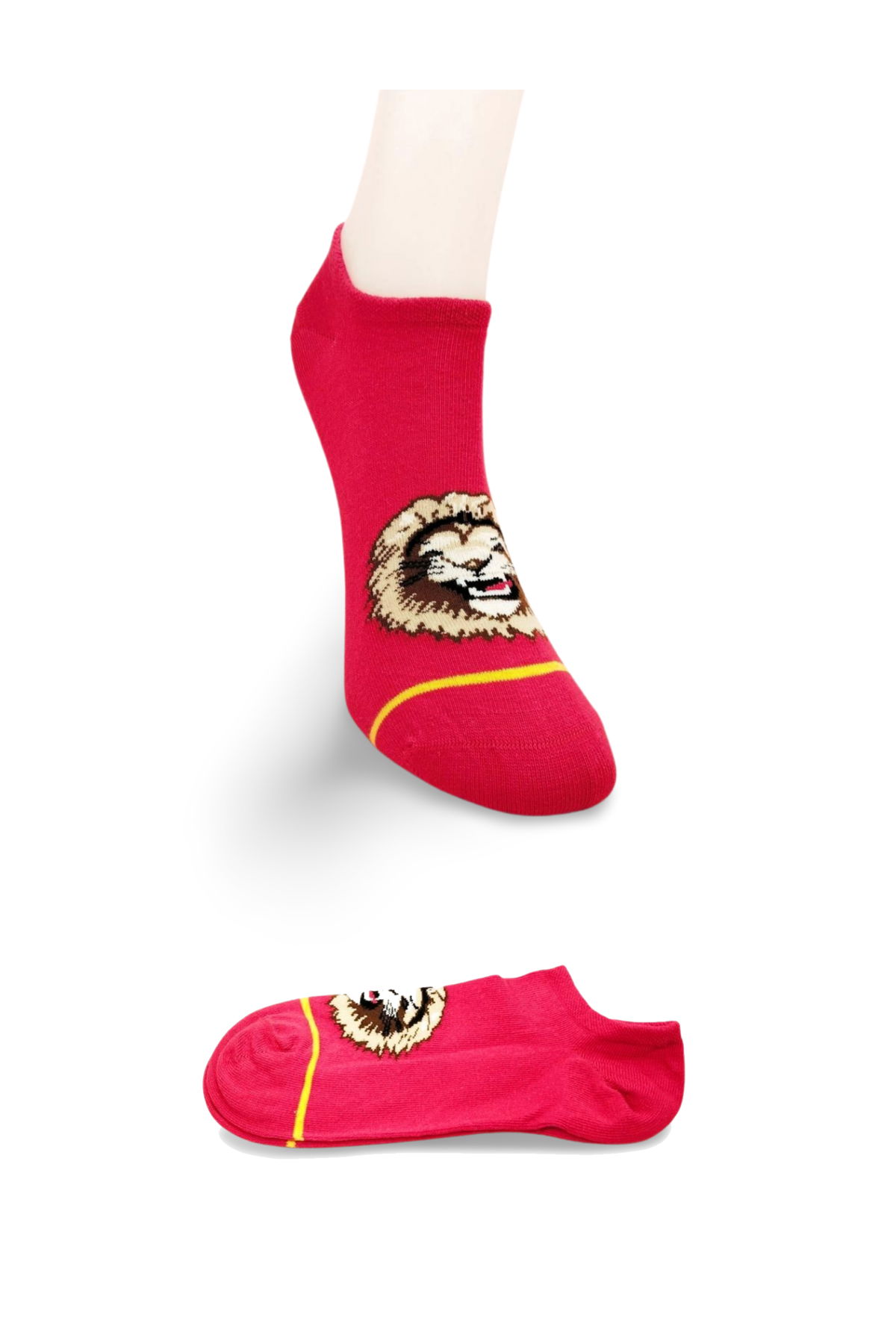 Yellow Red Lion Pattern Sporty Unisex Short Ankle Socks Summer 1 Pair