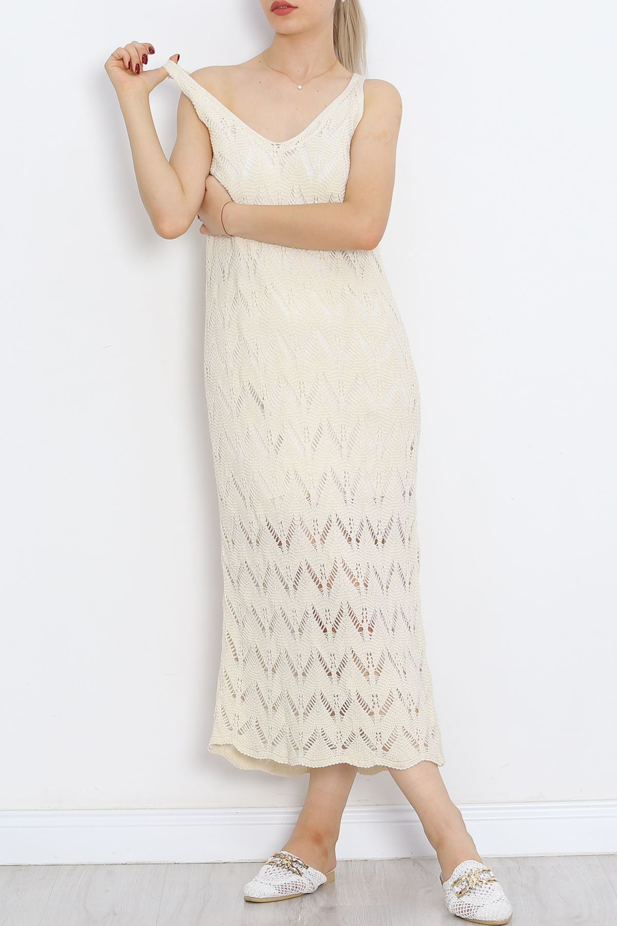 Lined Sweater Dress Beige1