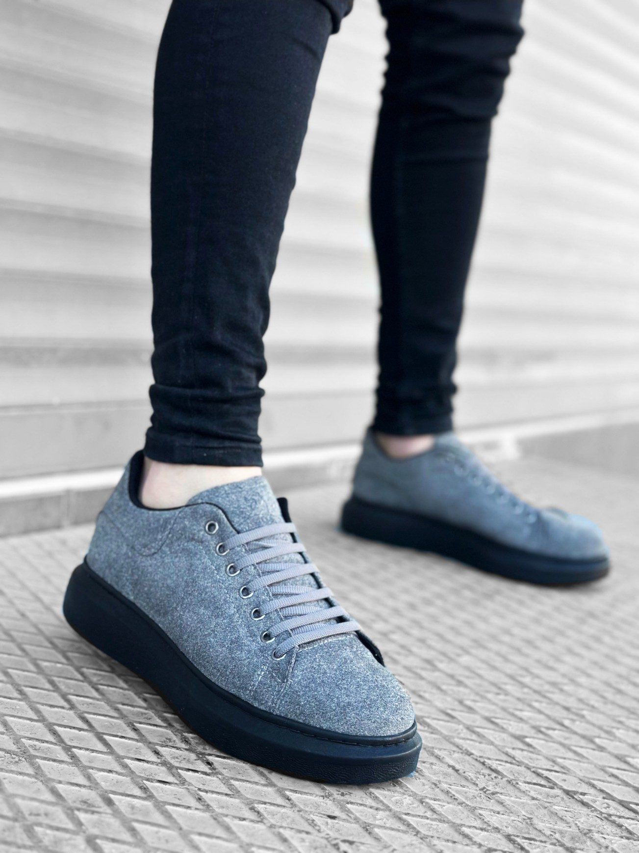 Thick High Sole Gray Black Suede Lace-Up Sneakers For Men