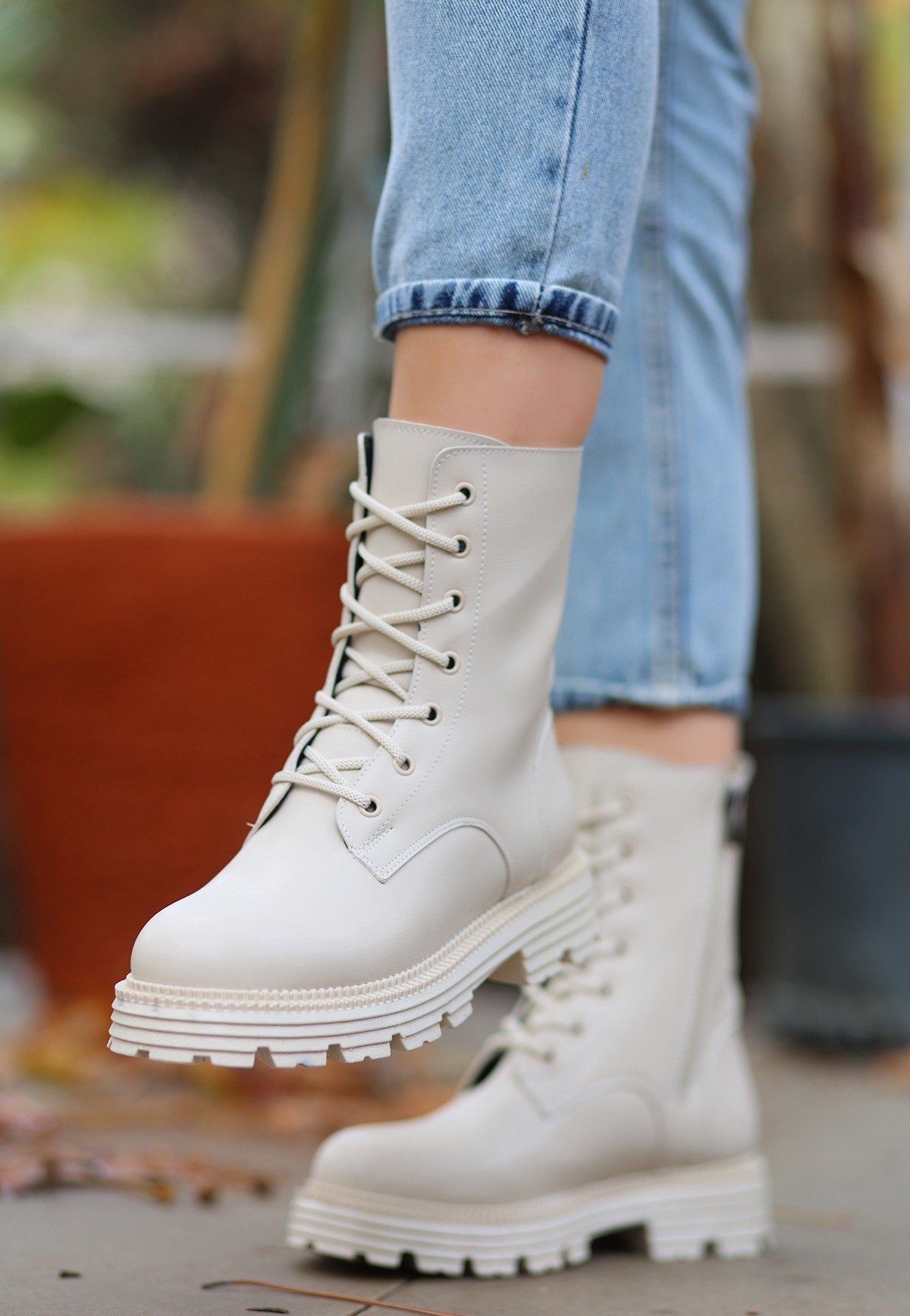 Beige Skin Lace-up Boots