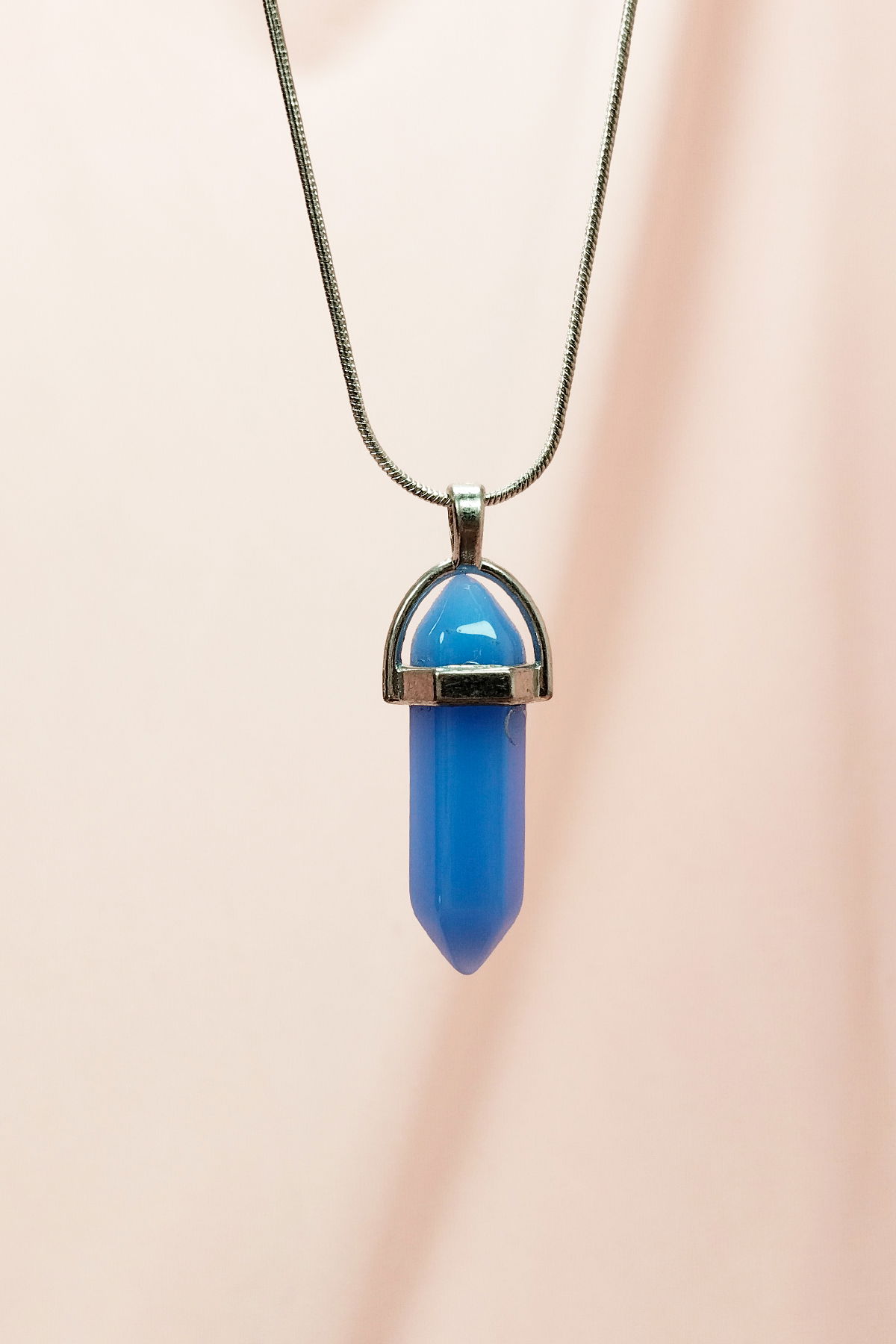 Kyanite Natural Stone Chain Necklace with Handmade Design Pendant: 3.5 cm Chain: 20 cm Boxed