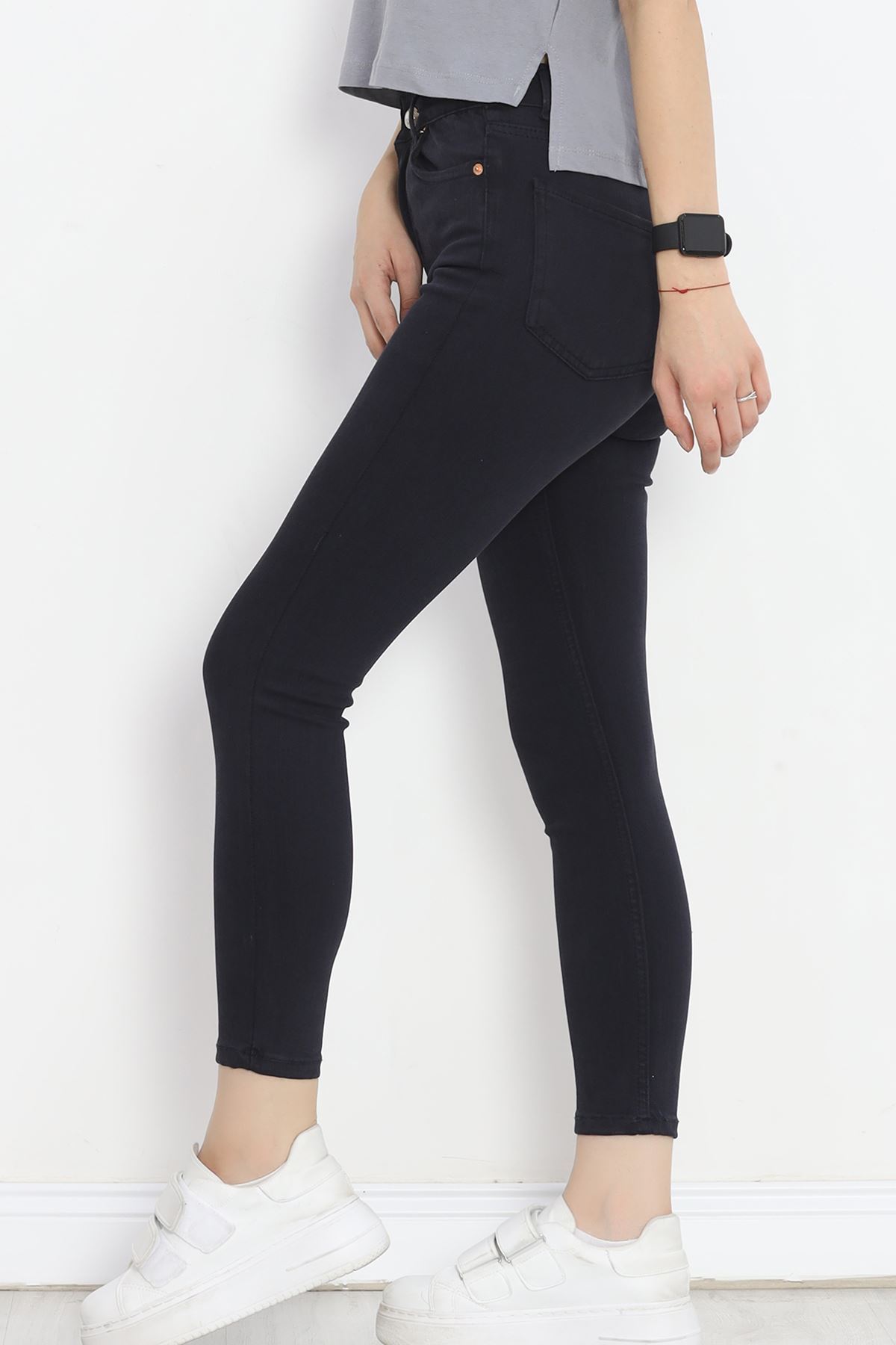 Narrow Leg Lycra Jeans Navy Blue1