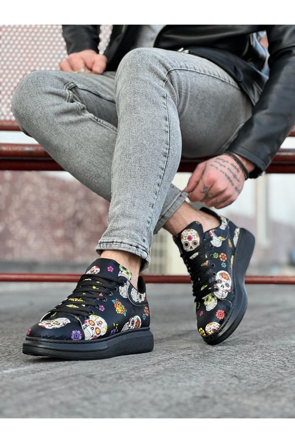 5 Black Patterned Skull Painted Men's Casual Shoes