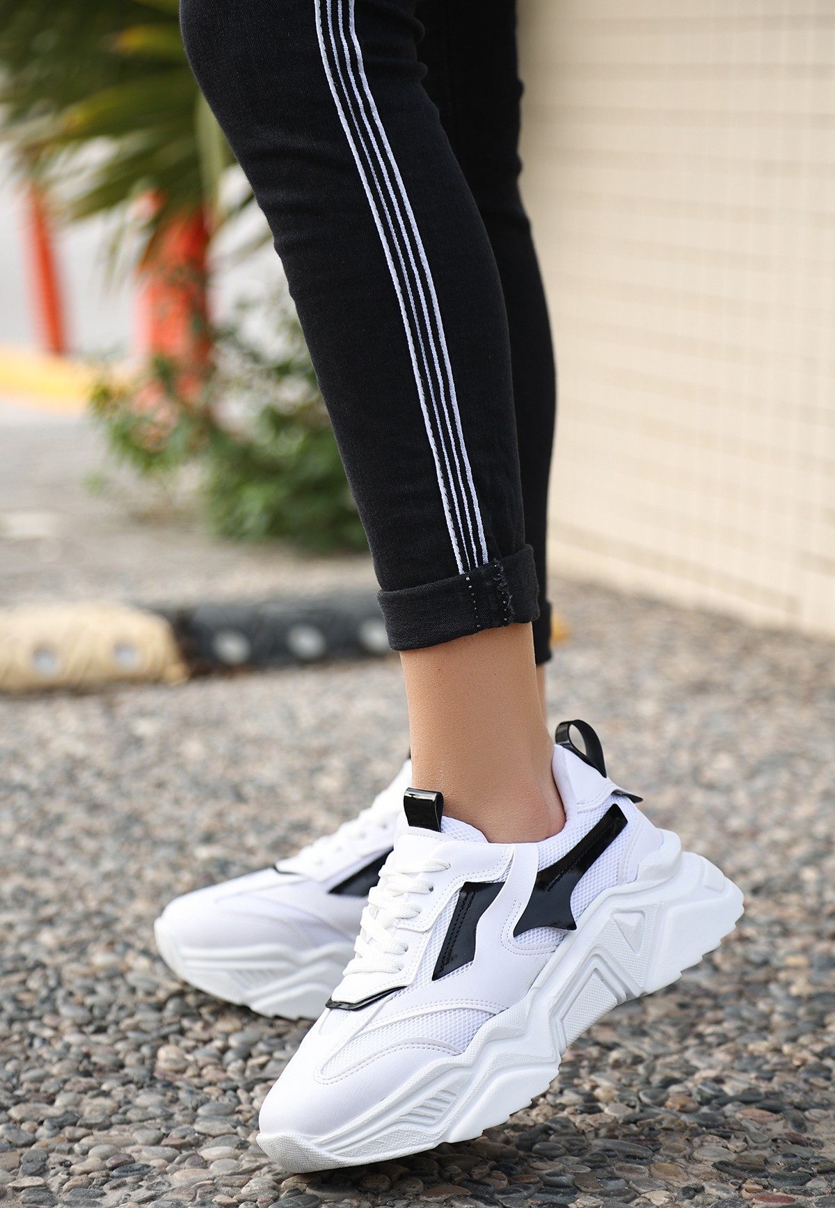 White Skin Black Detailed Lace-Up Sneakers