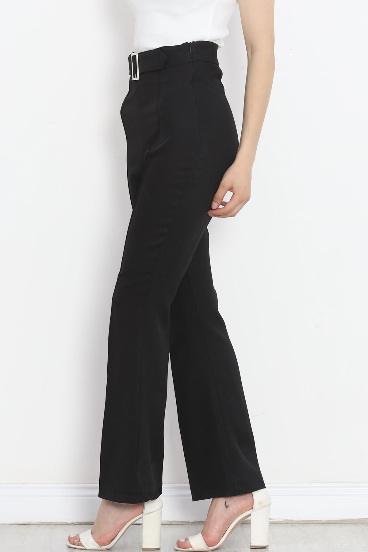 Belt Buckle Detailed Pants Black