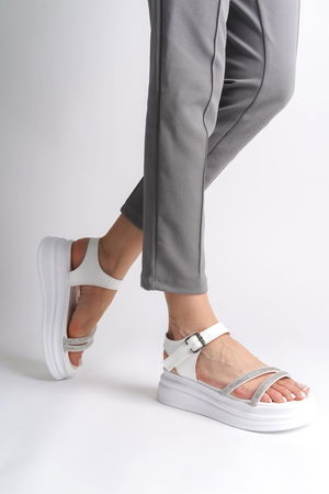 CLZ948 Thick Buckle Stony Stripe Orthopedic Sole Women's Sandals BT White