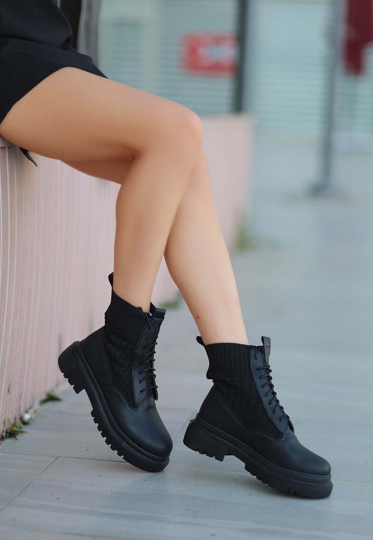 Black Skin Lace-up Boots