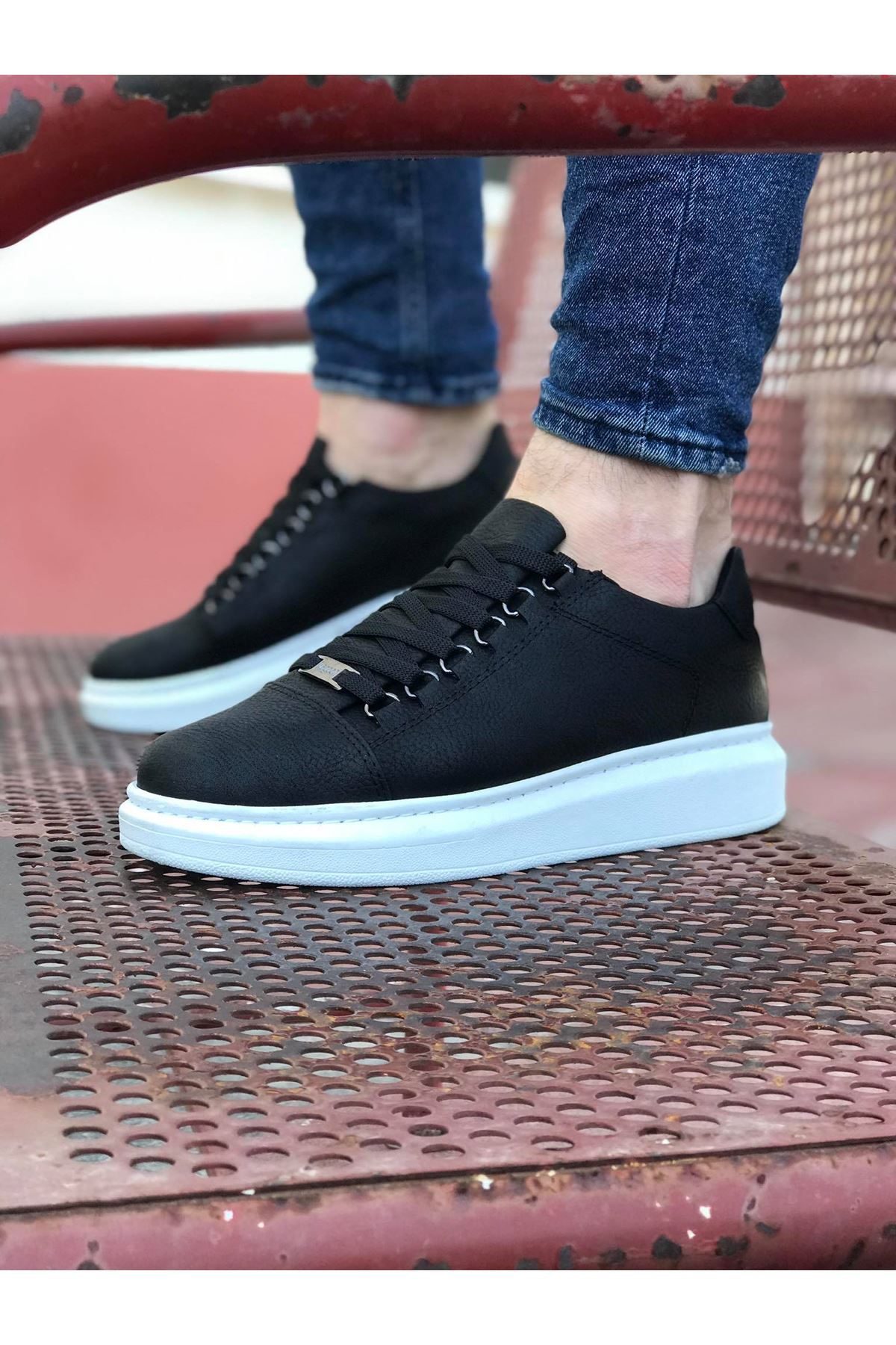 Black Men's Casual Shoes