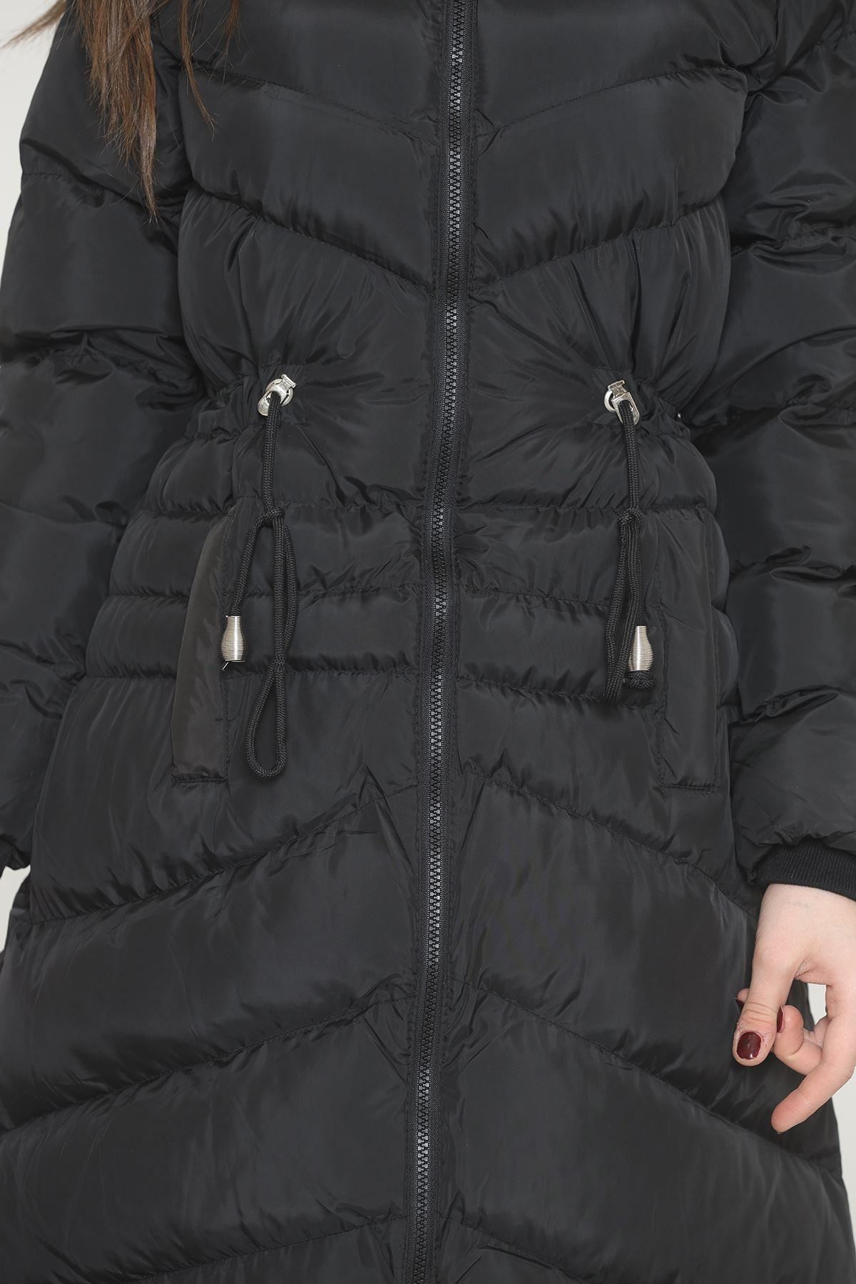 Jesica Coat with Fur Hood Black