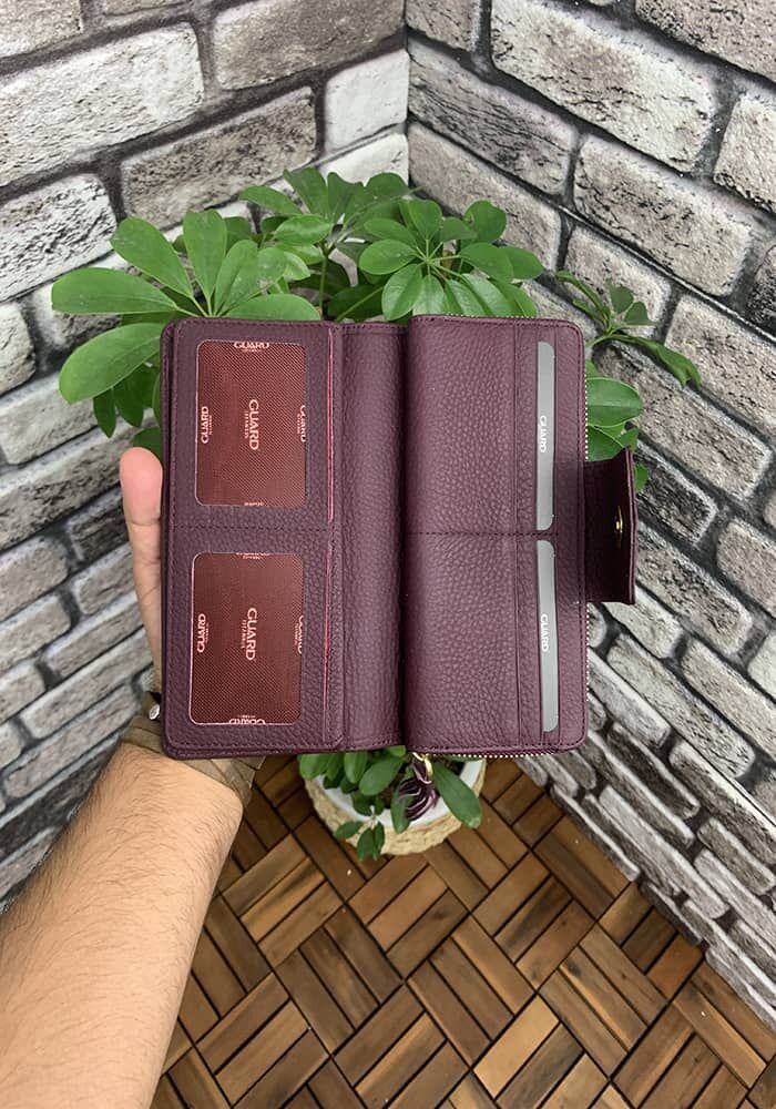 Burgundy Hand Portfolio with Matte Zipper and Leather Pat