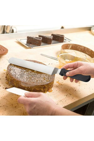 Curved Pastry Spatula Metal 33 Cm