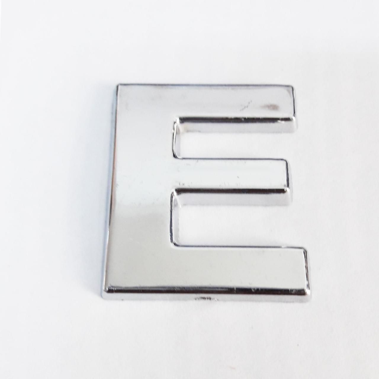 Cemax Letter E 3.75 cm Chrome Adhesive