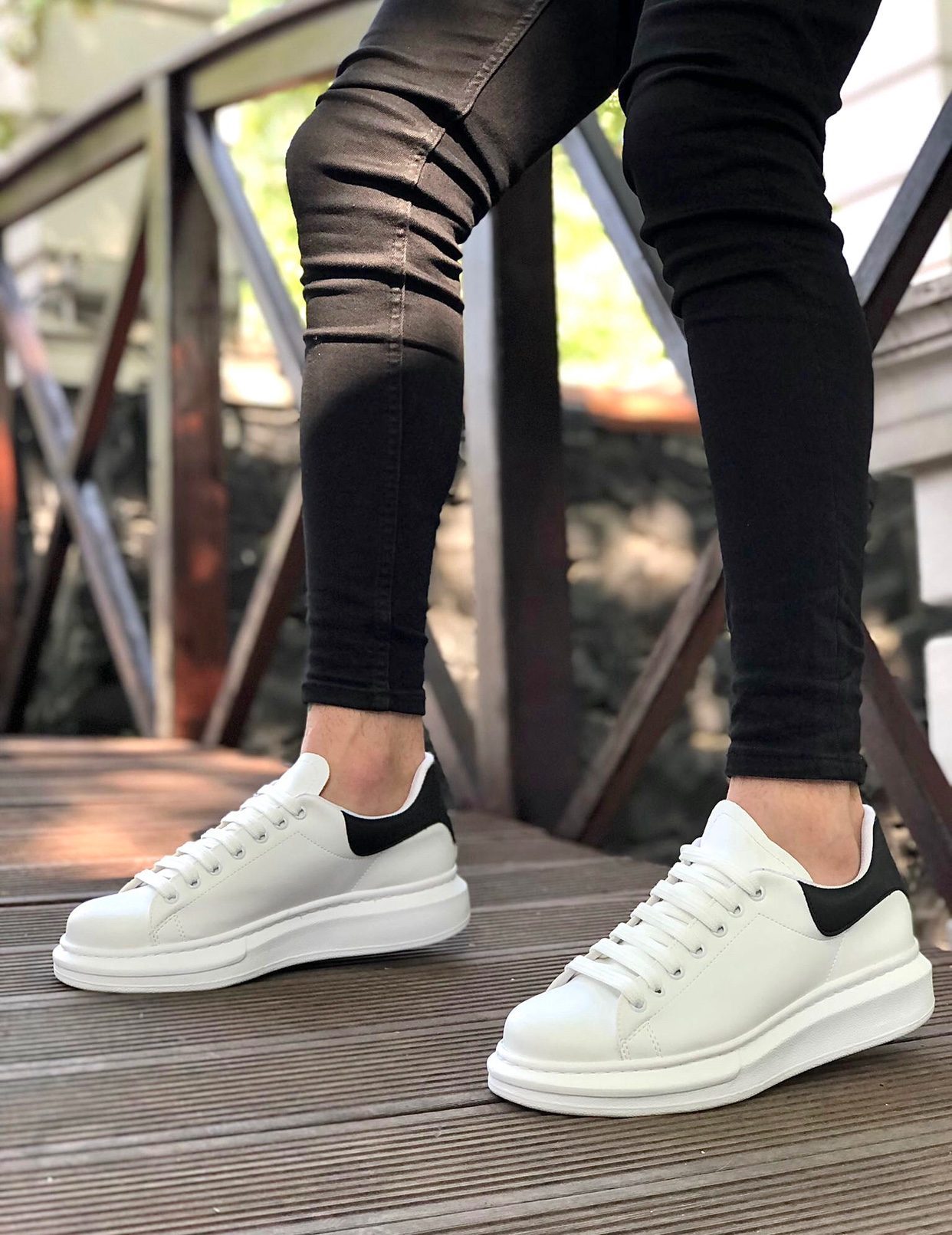 Thick High Sole White Black Lace-Up Sneakers For Men