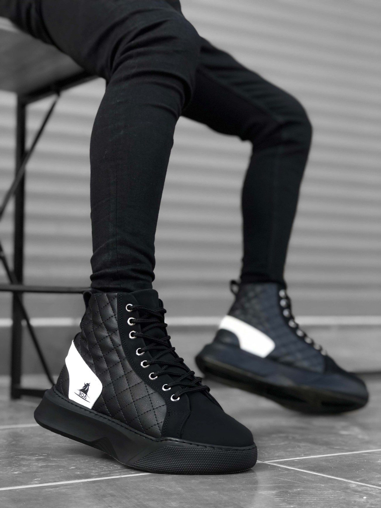 Lace-up Men's High Sole Black and White Sport Boots