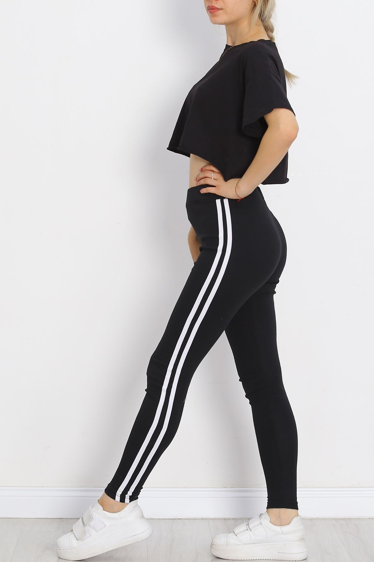 Plus Size Striped Leggings Black and White