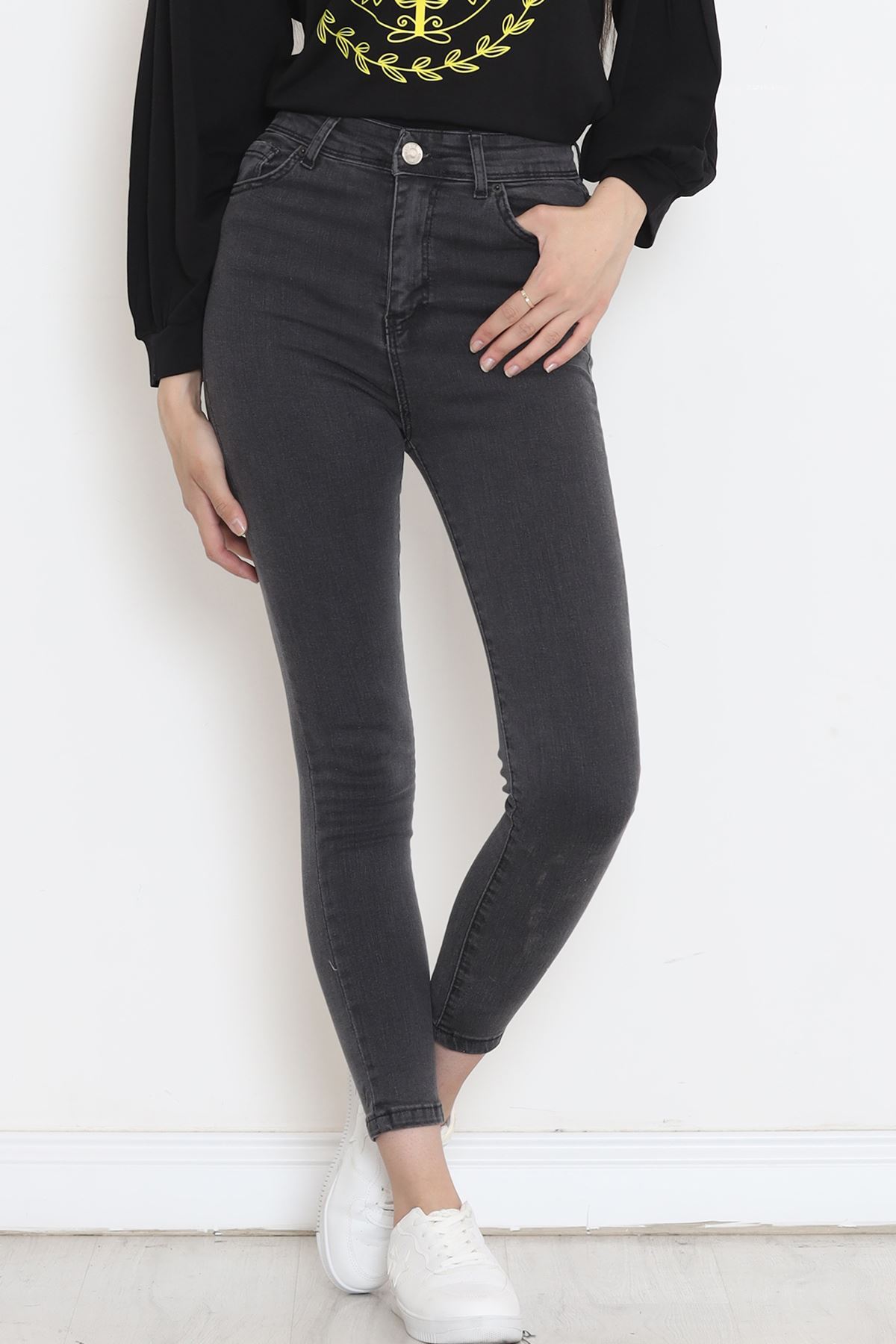 Super Lycra Slim Leg Jeans Smoked