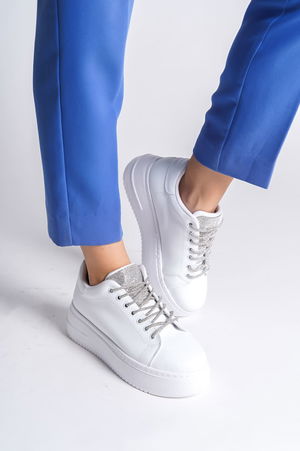 CLZ948 Lace-up Orthopedic Sole Women's Sneaker Shoes BT White