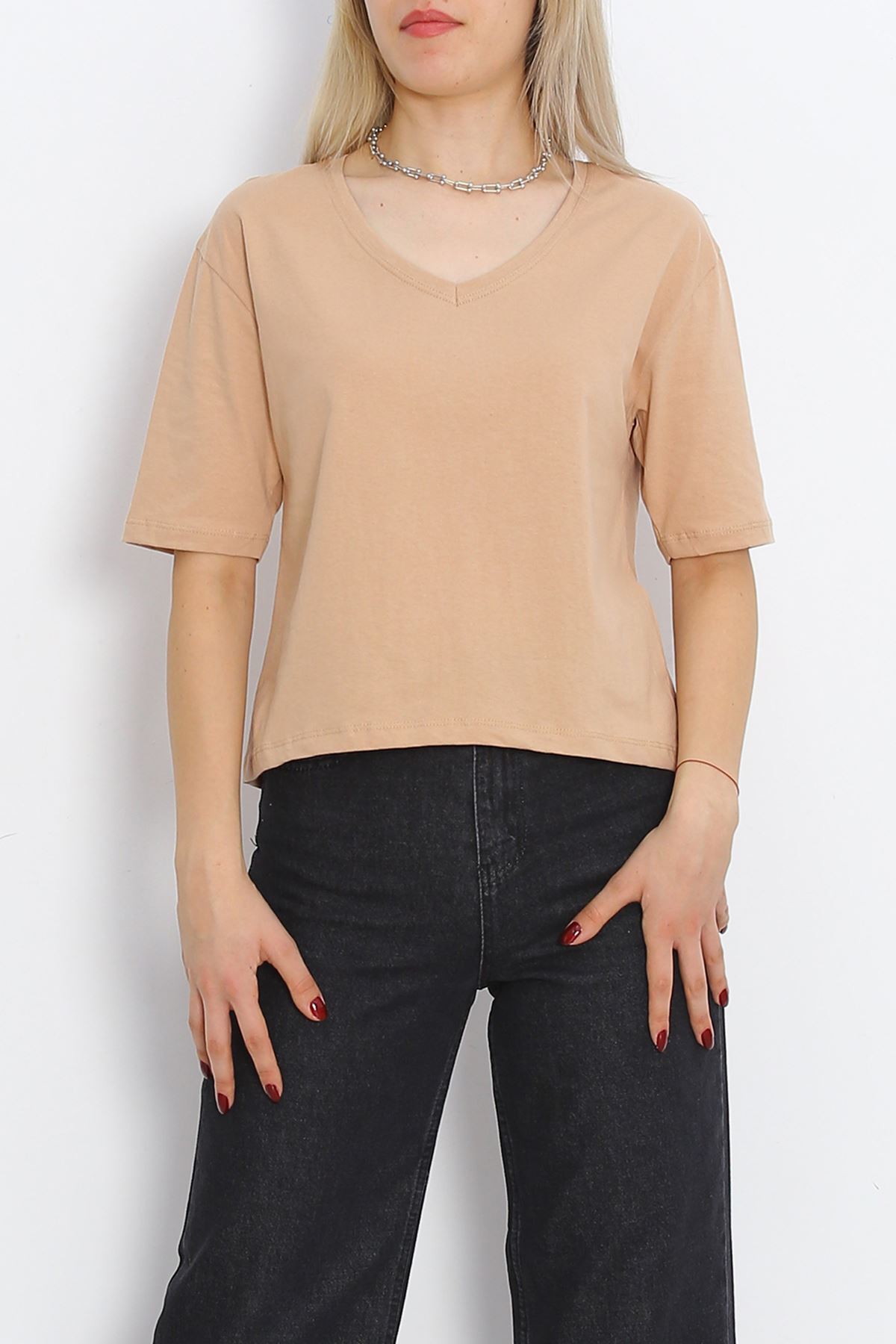 V-Neck T-Shirt Beige