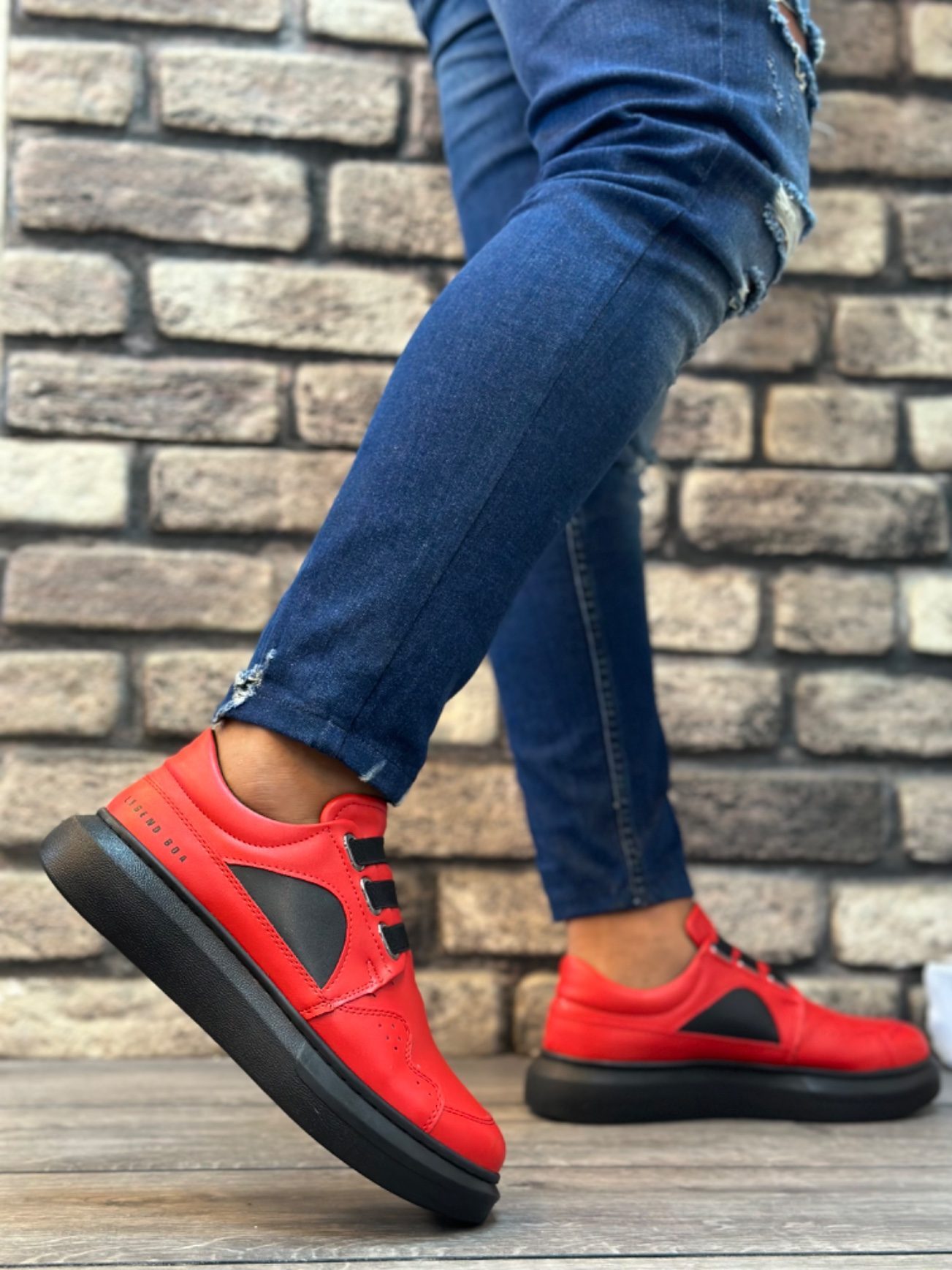 Boa Thick Sole Unlaced Style Casual Red Black Men's Shoes