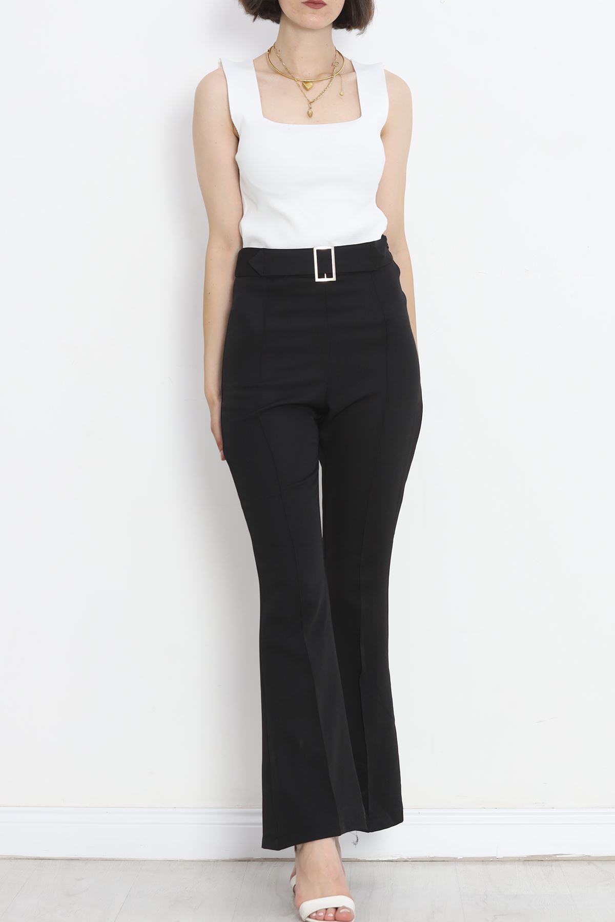 Belt Buckle Detailed Pants Black